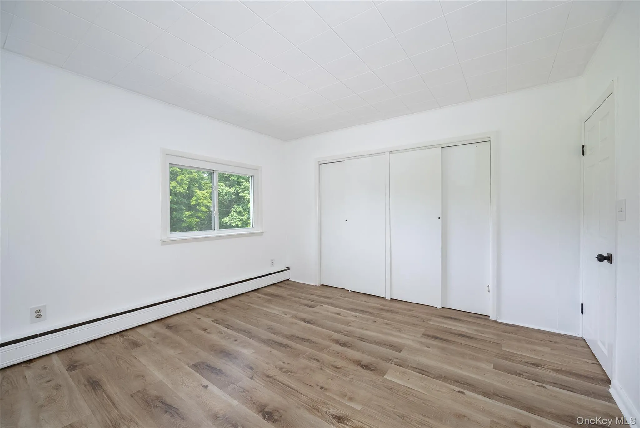 Huge closets Huge closets