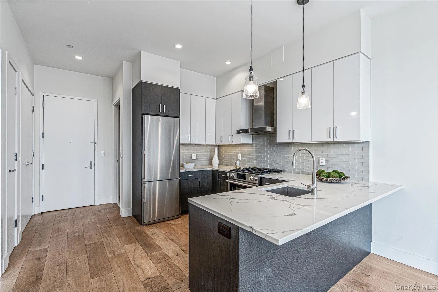 26-33 28th Street, New York, NY, 1 Bedroom Bedrooms, 2 Rooms Rooms,1 BathroomBathrooms,Residential,For Rent,28th,0,1038318 26-33 28th Street, New York, NY, 1 Bedroom Bedrooms, 2 Rooms Rooms,1 BathroomBathrooms,Residential,For Rent,28th,0,1038318