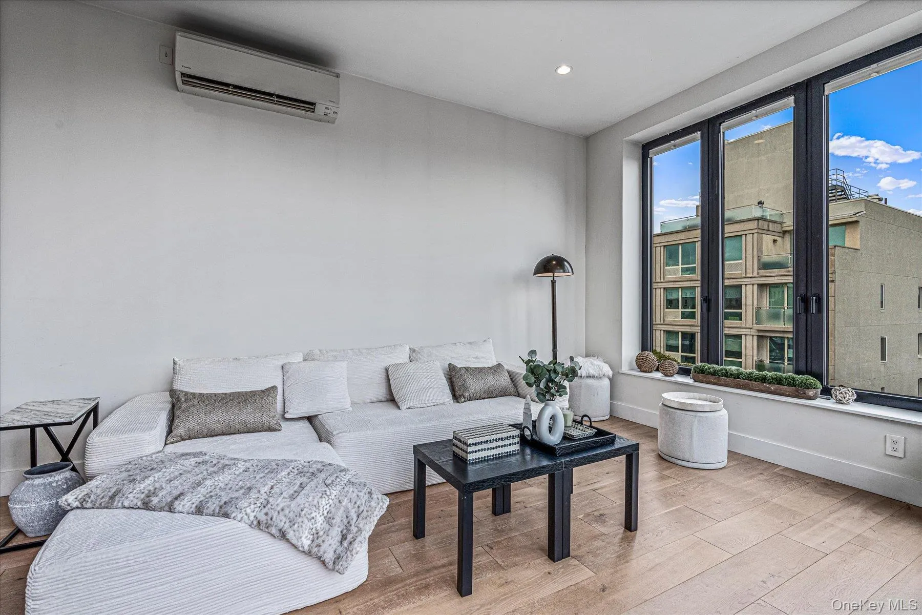 26-33 28th Street, New York, NY, 1 Bedroom Bedrooms, 2 Rooms Rooms,1 BathroomBathrooms,Residential,For Rent,28th,0,1038318 26-33 28th Street, New York, NY, 1 Bedroom Bedrooms, 2 Rooms Rooms,1 BathroomBathrooms,Residential,For Rent,28th,0,1038318