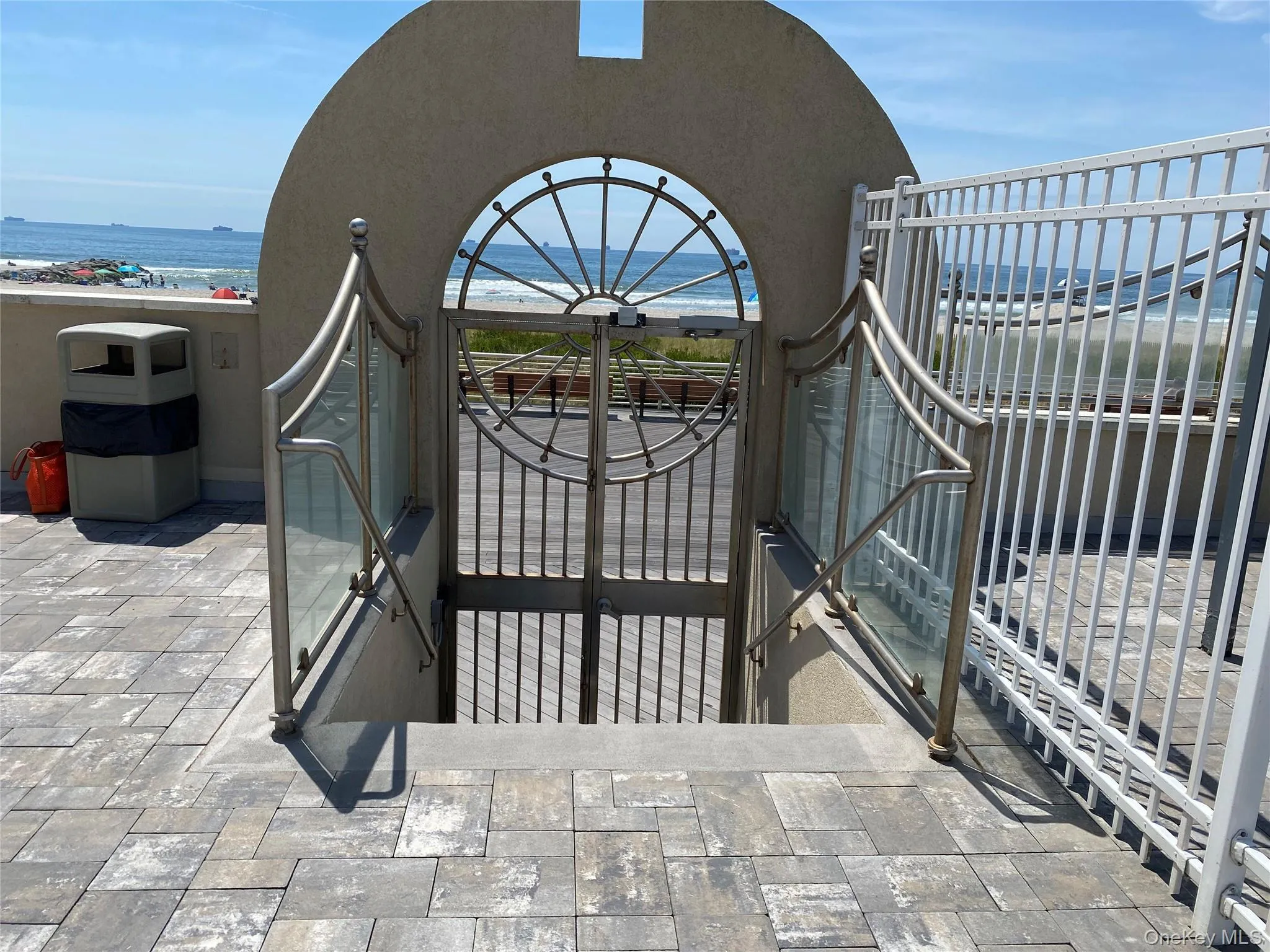 360 Shore Road, Long Beach, NY, 1 Bedroom Bedrooms, 3 Rooms Rooms,1 BathroomBathrooms,Residential Lease,For Rent,Shore,0,1038319 360 Shore Road, Long Beach, NY, 1 Bedroom Bedrooms, 3 Rooms Rooms,1 BathroomBathrooms,Residential Lease,For Rent,Shore,0,1038319