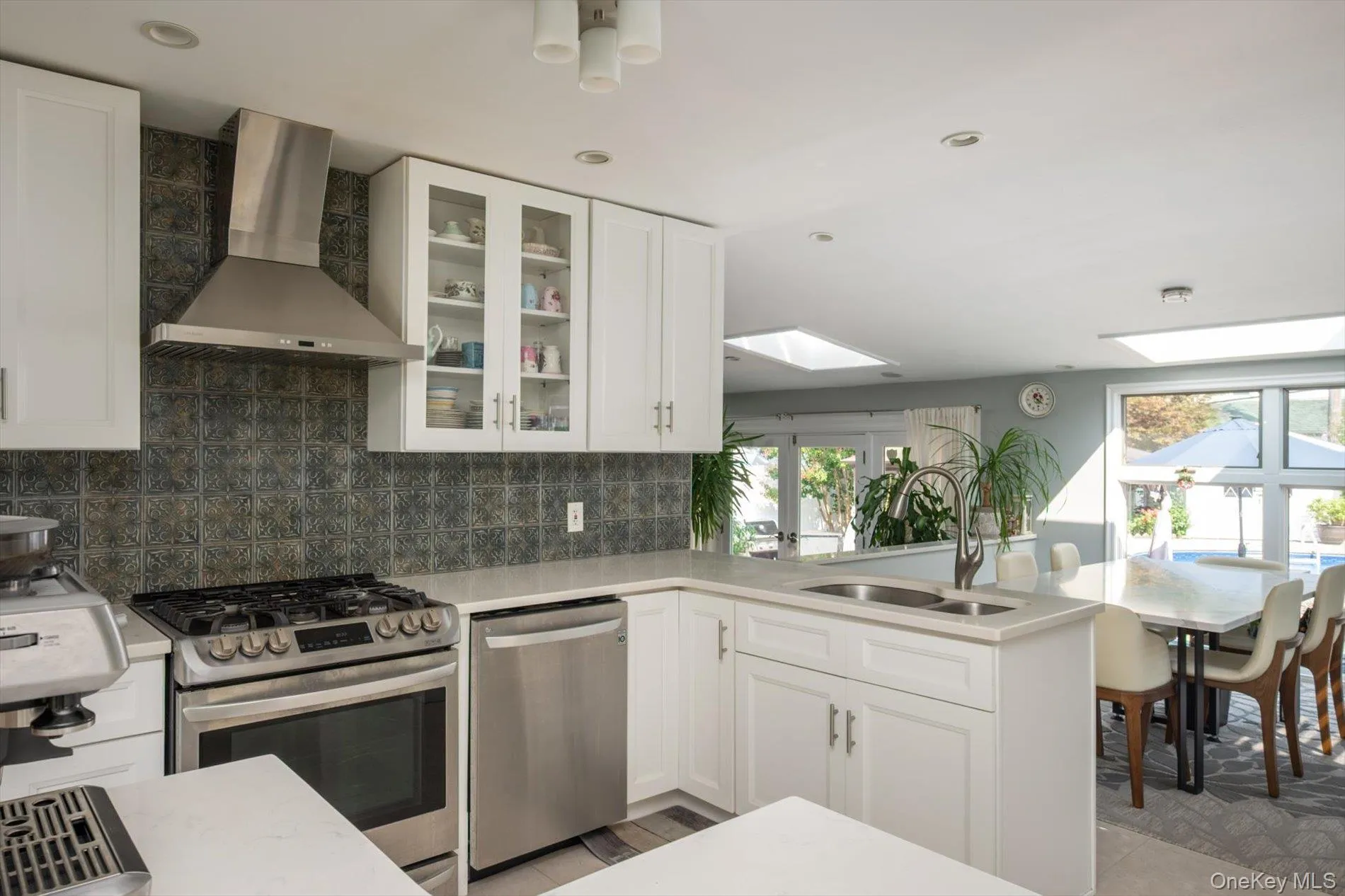 944 Cathedral Avenue, Hempstead, NY, 3 Bedrooms Bedrooms, 7 Rooms Rooms,2 BathroomsBathrooms,Residential,For Rent,Cathedral,0,1038320 944 Cathedral Avenue, Hempstead, NY, 3 Bedrooms Bedrooms, 7 Rooms Rooms,2 BathroomsBathrooms,Residential,For Rent,Cathedral,0,1038320