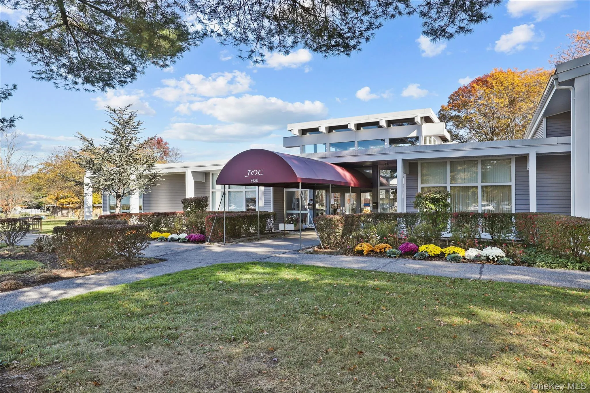 Jefferson Village Clubhouse where residents enjoy many of the social activities offered including exercise classes, clubs and many social events/dances. Jefferson Village Clubhouse where residents enjoy many of the social activities offered including exercise classes, clubs and many social events/dances.