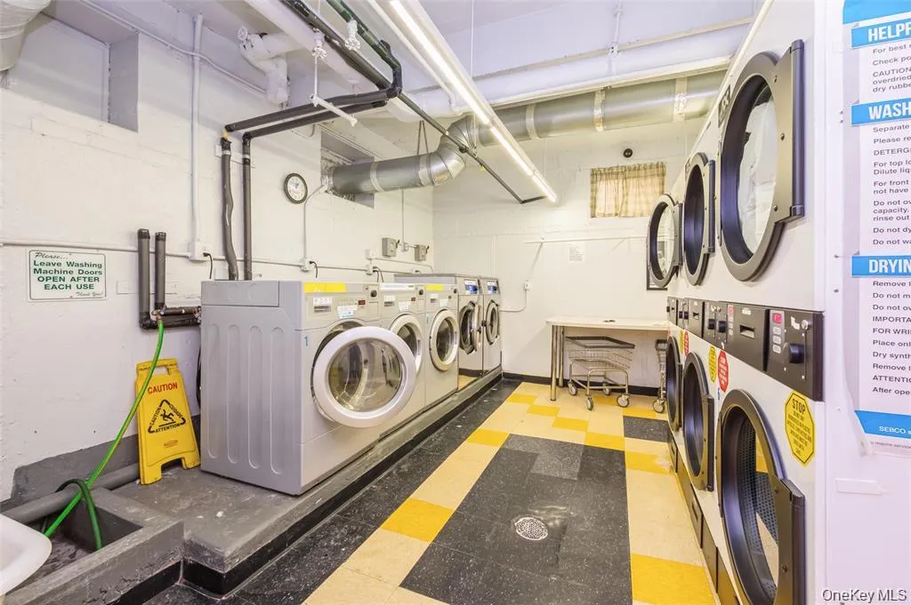 110 Brooklyn Avenue, Hempstead, NY, 2 Bedrooms Bedrooms, 5 Rooms Rooms,1 BathroomBathrooms,Residential,For Rent,Brooklyn Avenue,0,1038323 110 Brooklyn Avenue, Hempstead, NY, 2 Bedrooms Bedrooms, 5 Rooms Rooms,1 BathroomBathrooms,Residential,For Rent,Brooklyn Avenue,0,1038323