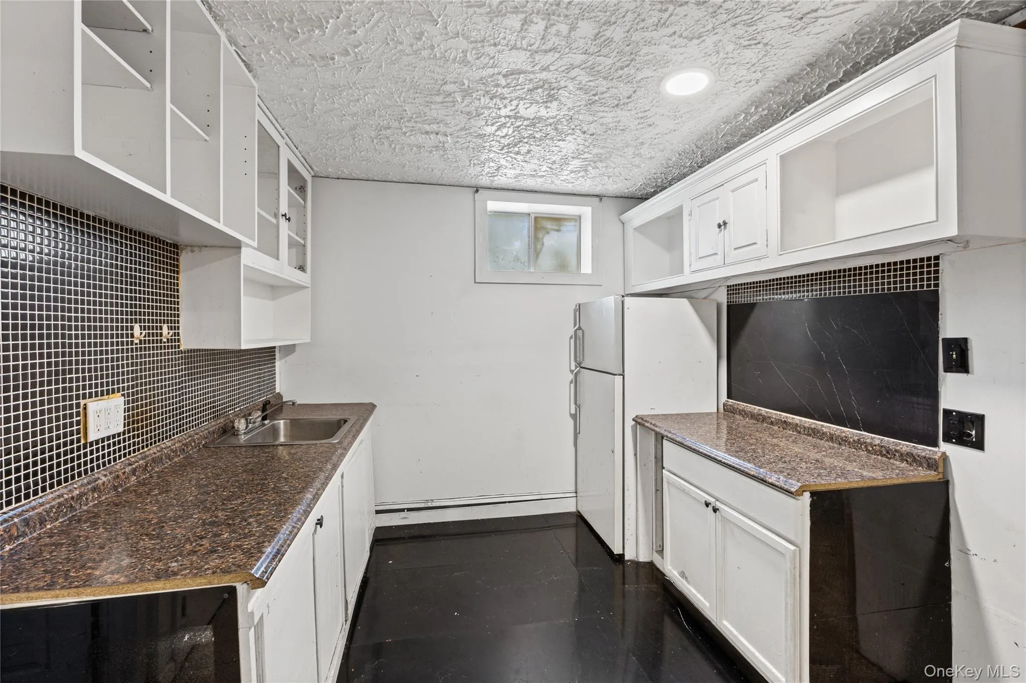 142 Fish Cove Road, Southampton, NY, 3 Bedrooms Bedrooms, 5 Rooms Rooms,2 BathroomsBathrooms,Residential,For Rent,Fish Cove,0,1038324 142 Fish Cove Road, Southampton, NY, 3 Bedrooms Bedrooms, 5 Rooms Rooms,2 BathroomsBathrooms,Residential,For Rent,Fish Cove,0,1038324