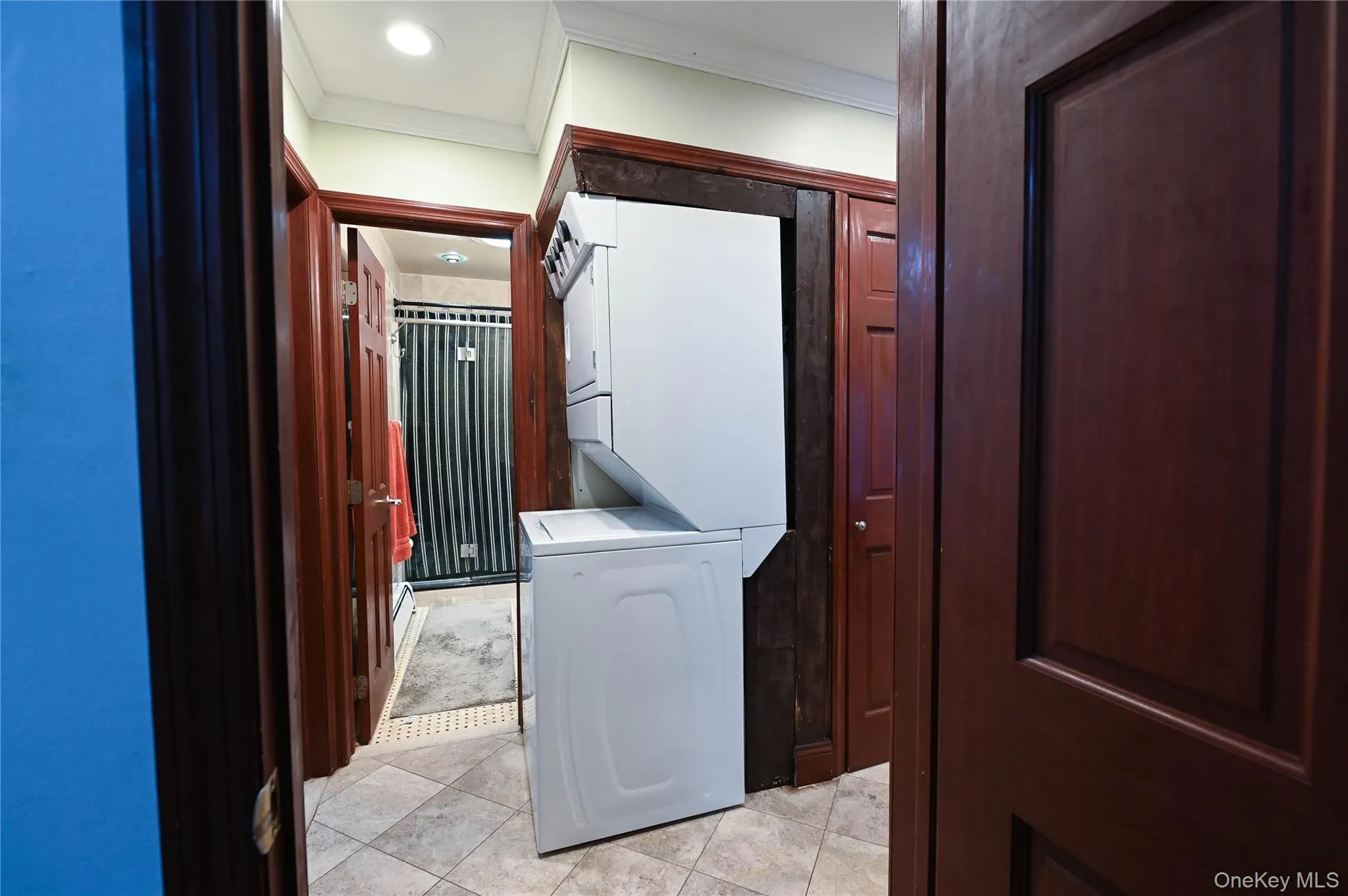 1 Douglas Drive, Hempstead, NY, 4 Bedrooms Bedrooms, 8 Rooms Rooms,2 BathroomsBathrooms,Residential,For Rent,Douglas,0,1038326 1 Douglas Drive, Hempstead, NY, 4 Bedrooms Bedrooms, 8 Rooms Rooms,2 BathroomsBathrooms,Residential,For Rent,Douglas,0,1038326