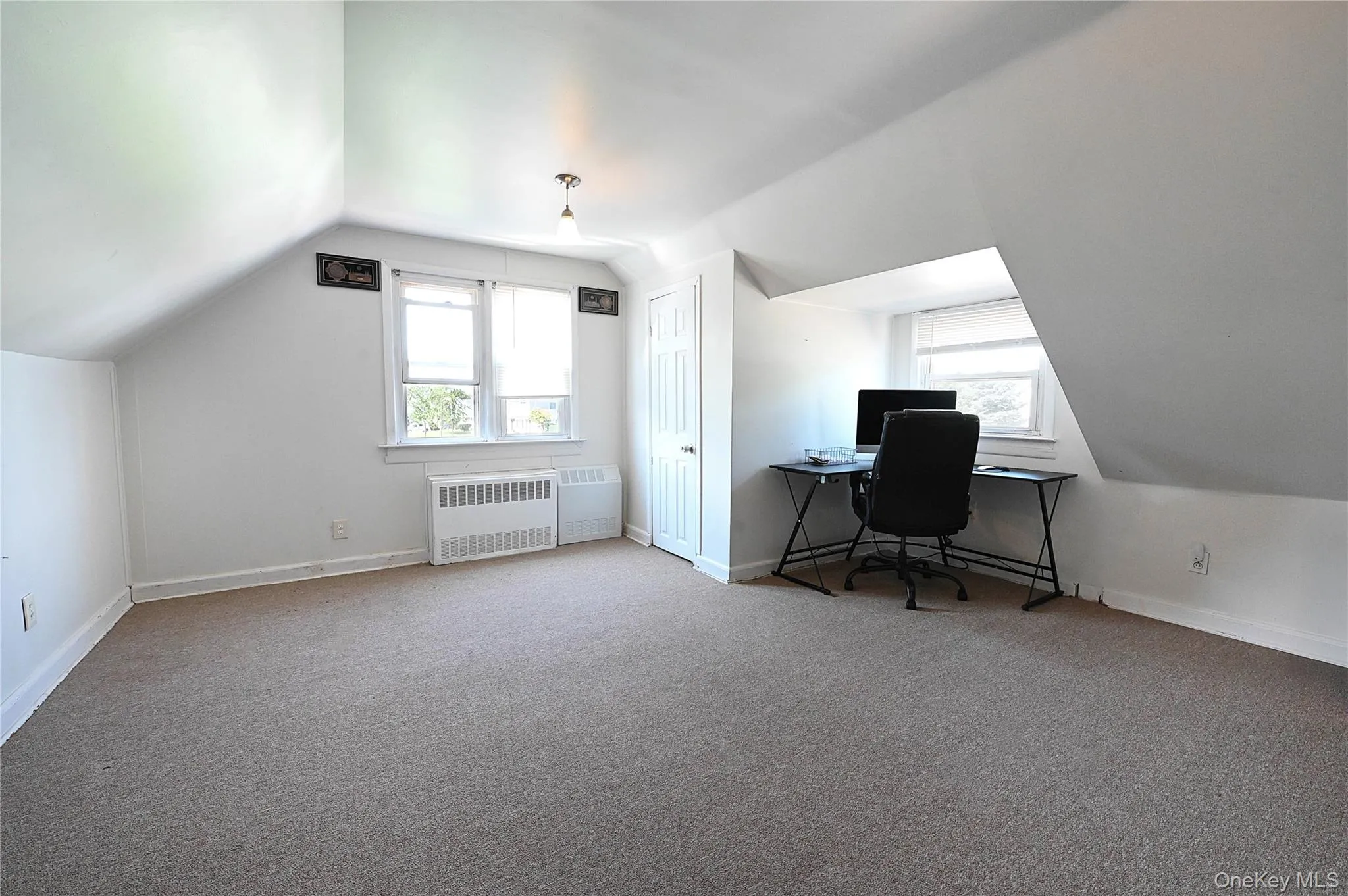 1 Douglas Drive, Hempstead, NY, 4 Bedrooms Bedrooms, 8 Rooms Rooms,2 BathroomsBathrooms,Residential,For Rent,Douglas,0,1038326 1 Douglas Drive, Hempstead, NY, 4 Bedrooms Bedrooms, 8 Rooms Rooms,2 BathroomsBathrooms,Residential,For Rent,Douglas,0,1038326