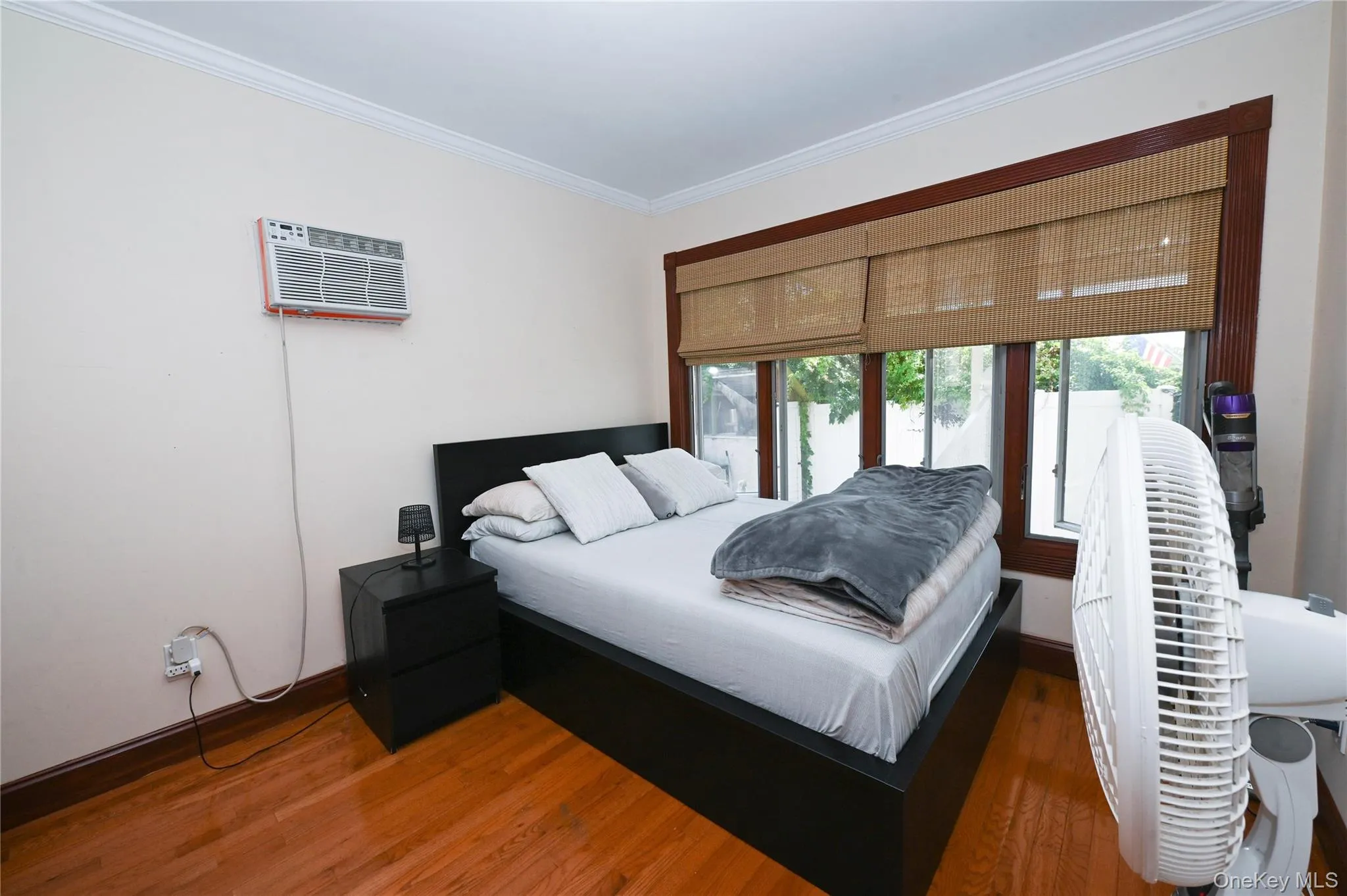 1 Douglas Drive, Hempstead, NY, 4 Bedrooms Bedrooms, 8 Rooms Rooms,2 BathroomsBathrooms,Residential,For Rent,Douglas,0,1038326 1 Douglas Drive, Hempstead, NY, 4 Bedrooms Bedrooms, 8 Rooms Rooms,2 BathroomsBathrooms,Residential,For Rent,Douglas,0,1038326