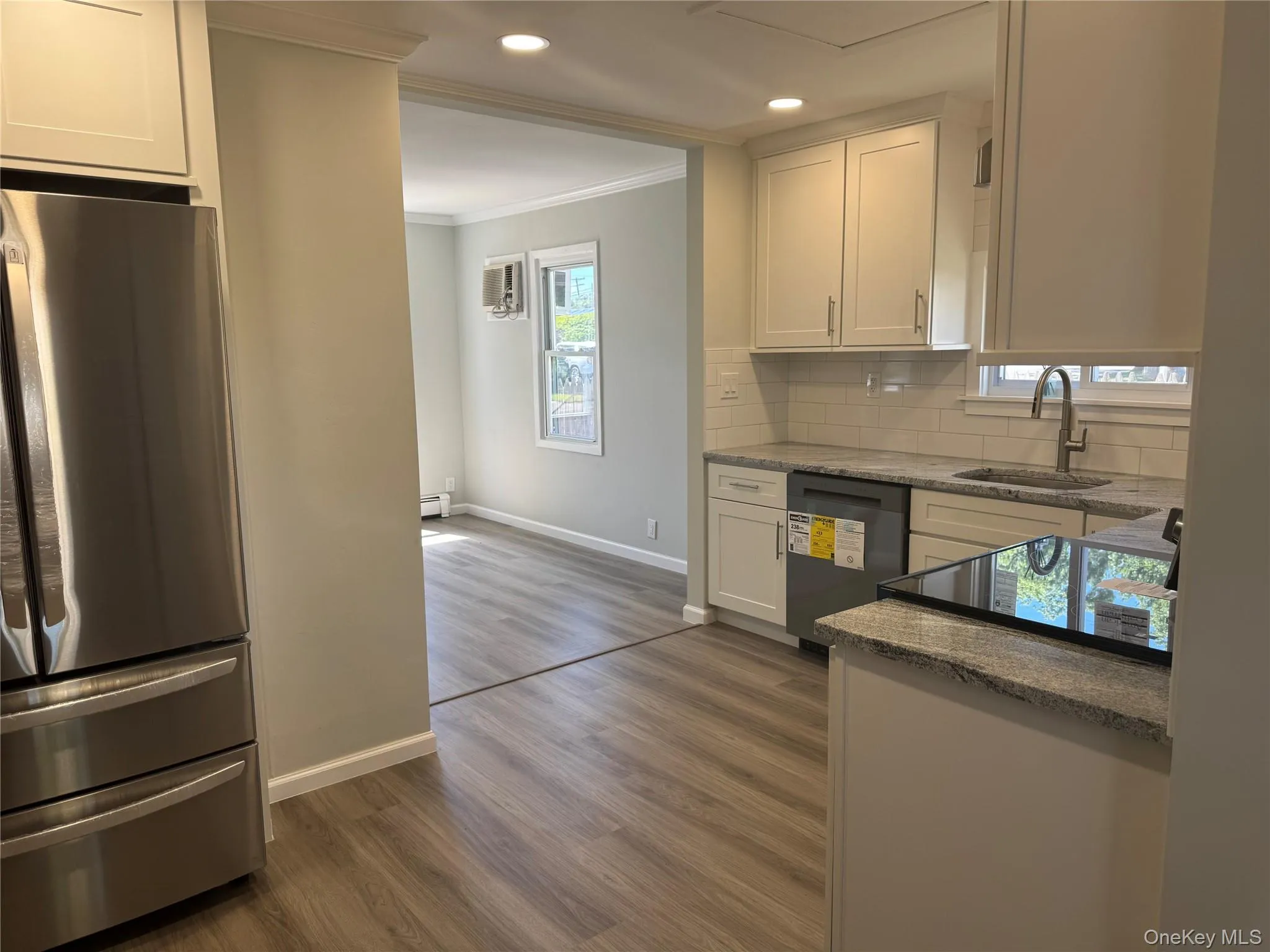 17 2nd Street, Babylon, NY, 2 Bedrooms Bedrooms, 4 Rooms Rooms,1 BathroomBathrooms,Residential,For Rent,2nd,0,1038334 17 2nd Street, Babylon, NY, 2 Bedrooms Bedrooms, 4 Rooms Rooms,1 BathroomBathrooms,Residential,For Rent,2nd,0,1038334
