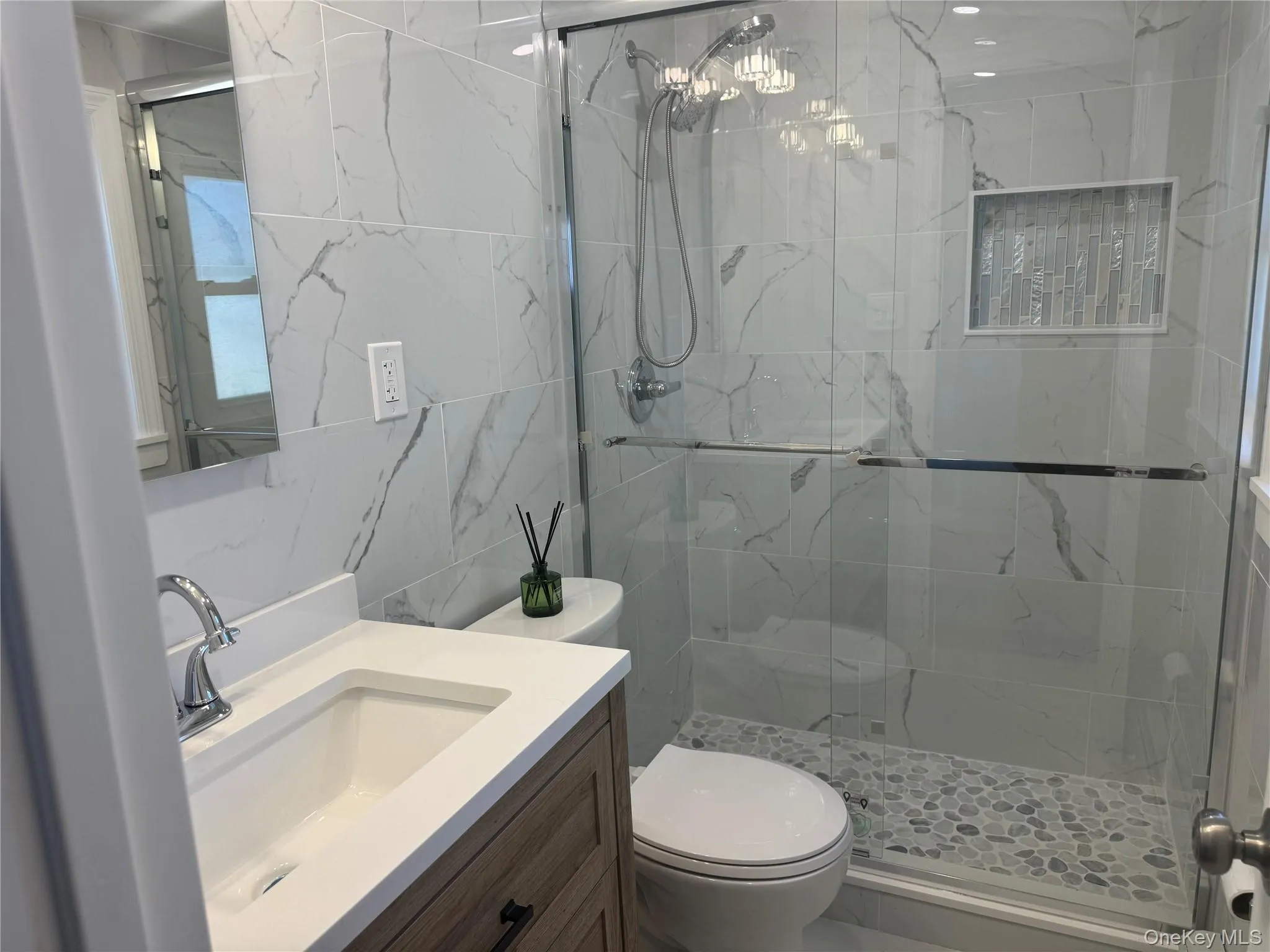 17 2nd Street, Babylon, NY, 2 Bedrooms Bedrooms, 4 Rooms Rooms,1 BathroomBathrooms,Residential,For Rent,2nd,0,1038334 17 2nd Street, Babylon, NY, 2 Bedrooms Bedrooms, 4 Rooms Rooms,1 BathroomBathrooms,Residential,For Rent,2nd,0,1038334