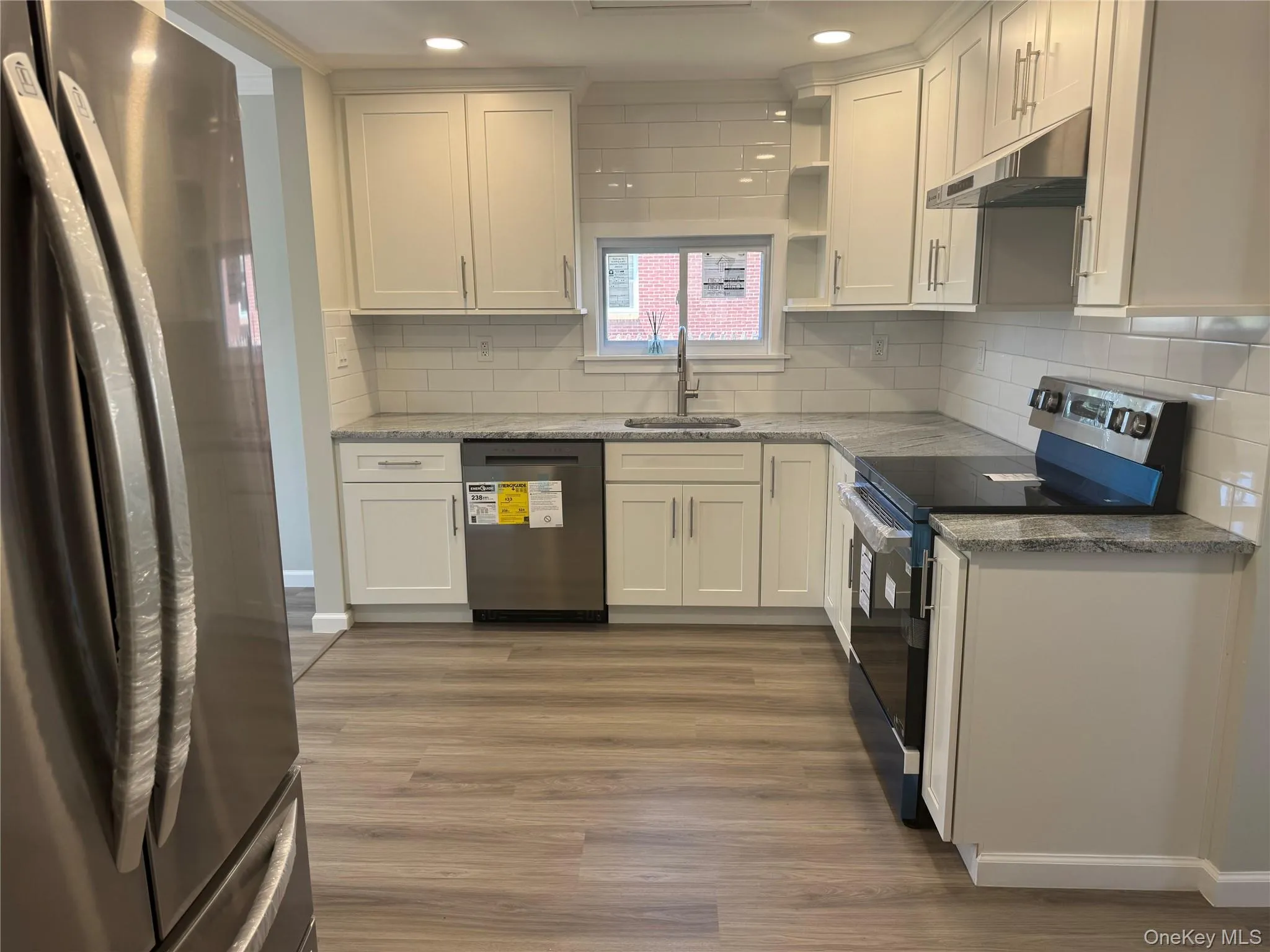 17 2nd Street, Babylon, NY, 2 Bedrooms Bedrooms, 4 Rooms Rooms,1 BathroomBathrooms,Residential,For Rent,2nd,0,1038334 17 2nd Street, Babylon, NY, 2 Bedrooms Bedrooms, 4 Rooms Rooms,1 BathroomBathrooms,Residential,For Rent,2nd,0,1038334