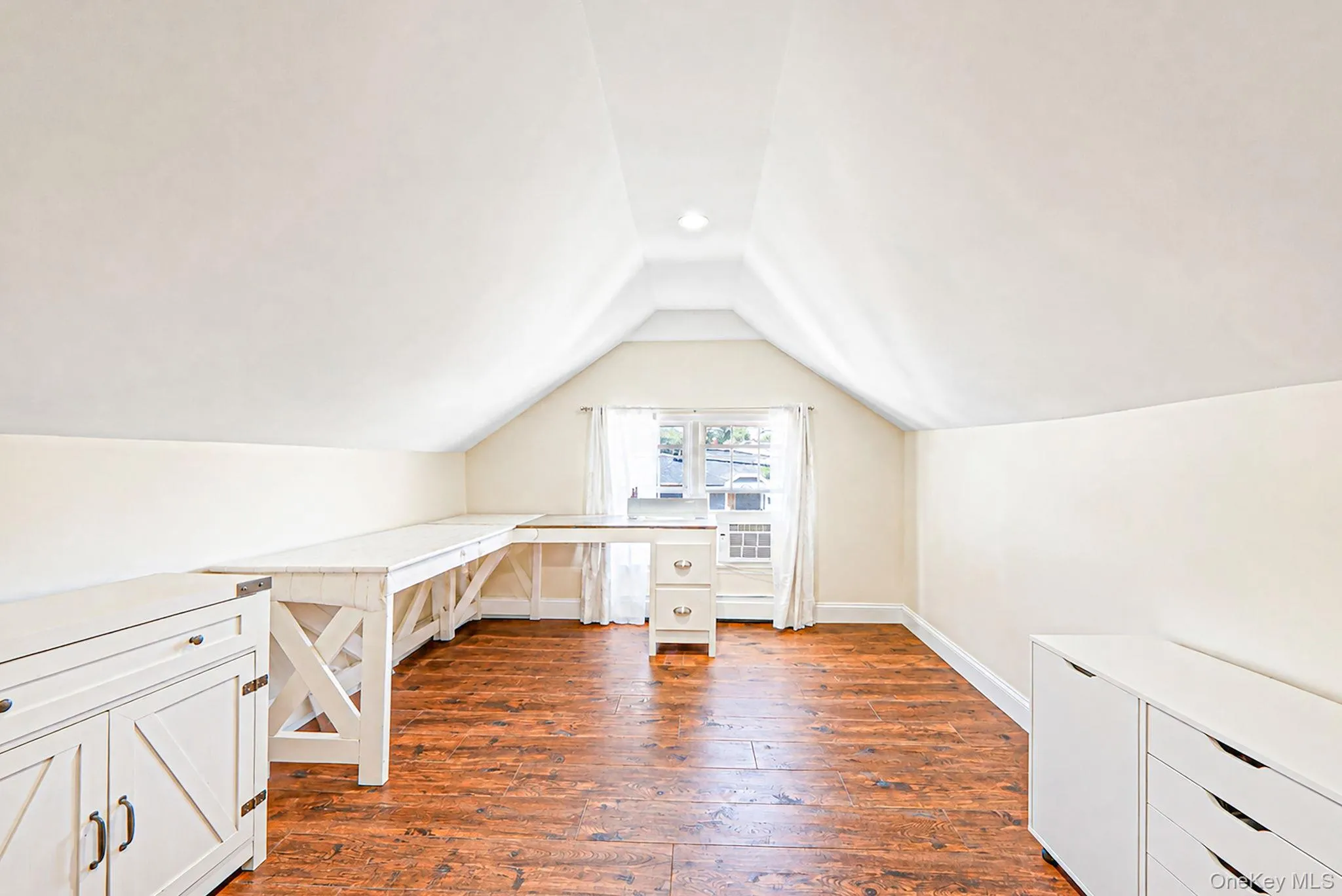 14 Andrew Avenue, Islip, NY, 4 Bedrooms Bedrooms, 7 Rooms Rooms,1 BathroomBathrooms,Residential,For Rent,Andrew,0,1038336 14 Andrew Avenue, Islip, NY, 4 Bedrooms Bedrooms, 7 Rooms Rooms,1 BathroomBathrooms,Residential,For Rent,Andrew,0,1038336