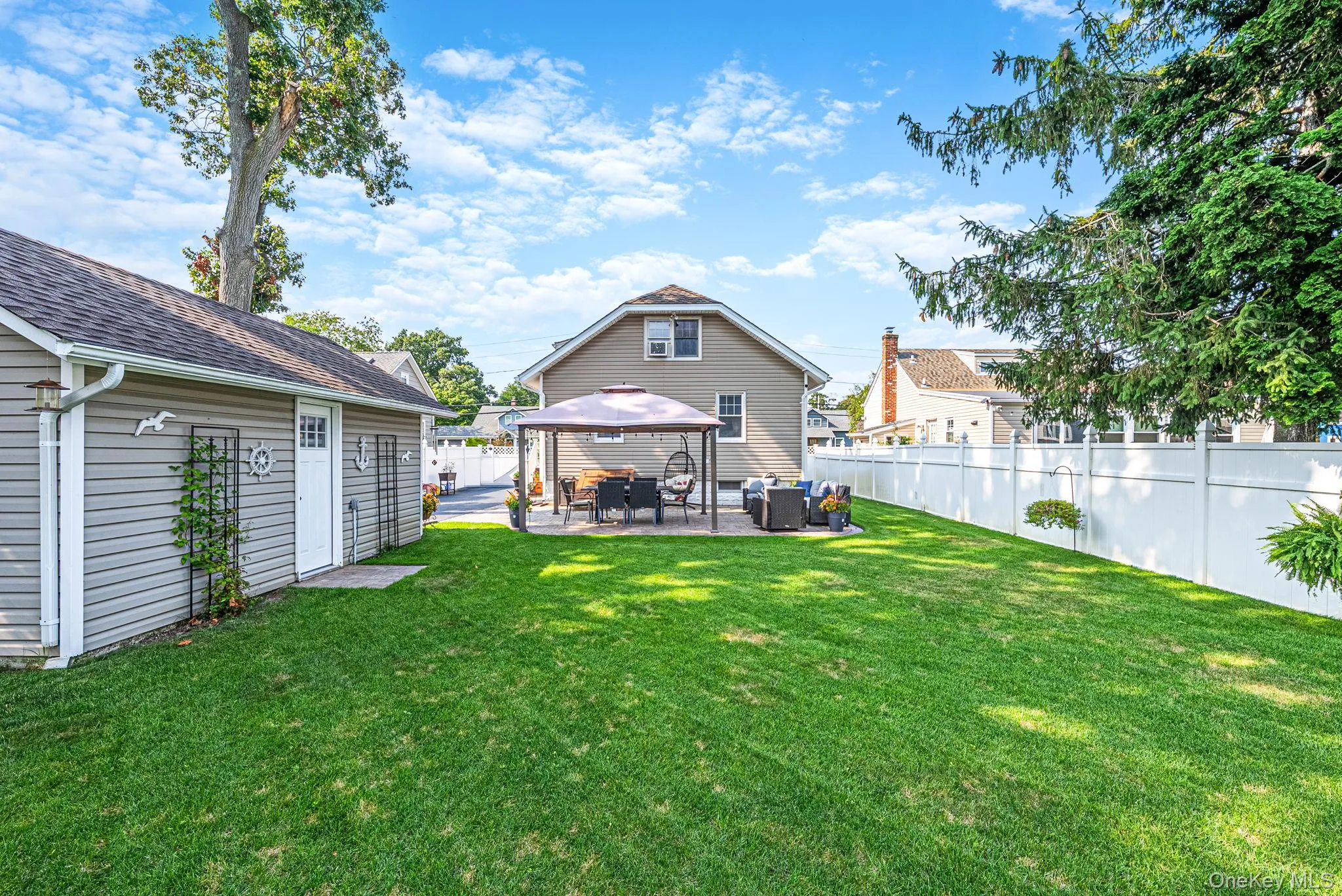 14 Andrew Avenue, Islip, NY, 4 Bedrooms Bedrooms, 7 Rooms Rooms,1 BathroomBathrooms,Residential,For Rent,Andrew,0,1038336 14 Andrew Avenue, Islip, NY, 4 Bedrooms Bedrooms, 7 Rooms Rooms,1 BathroomBathrooms,Residential,For Rent,Andrew,0,1038336