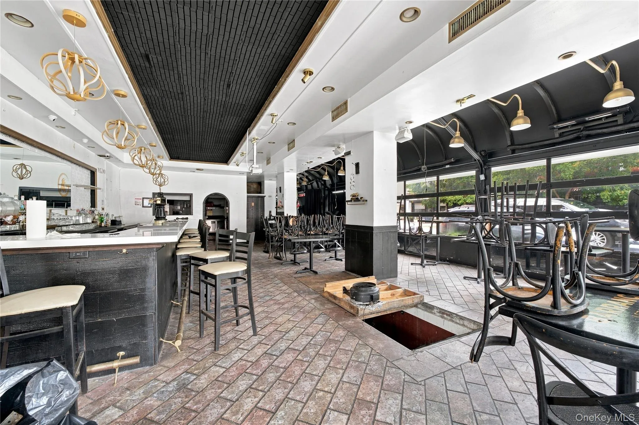 35-02 Ditmars Boulevard, New York, NY, ,Commercial Lease,For Rent,Ditmars,0,1038338 35-02 Ditmars Boulevard, New York, NY, ,Commercial Lease,For Rent,Ditmars,0,1038338