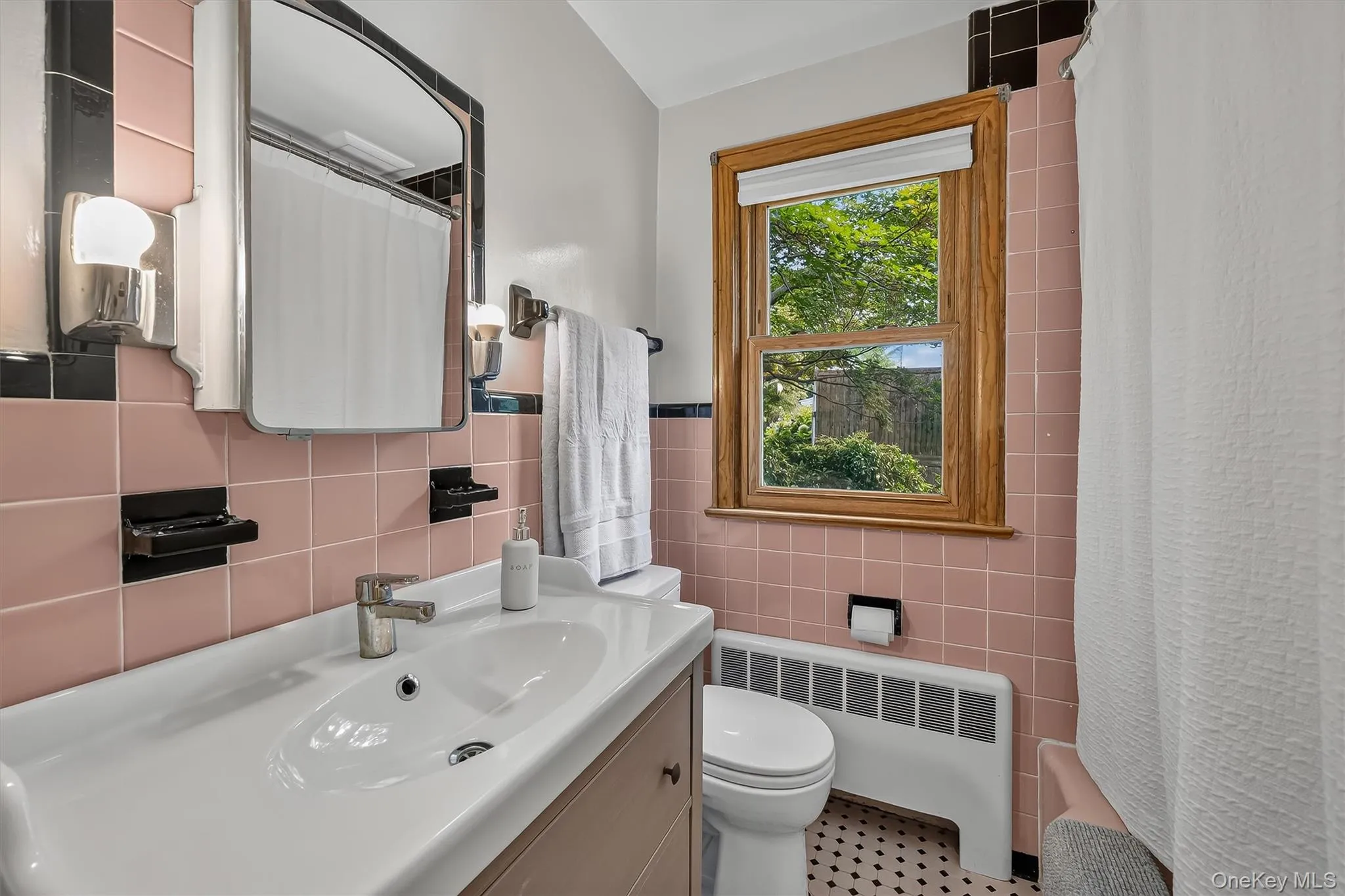 755 Hoover Avenue, Peekskill, NY, 3 Bedrooms Bedrooms, 5 Rooms Rooms,1 BathroomBathrooms,Residential,For Rent,Hoover,0,1038340 755 Hoover Avenue, Peekskill, NY, 3 Bedrooms Bedrooms, 5 Rooms Rooms,1 BathroomBathrooms,Residential,For Rent,Hoover,0,1038340