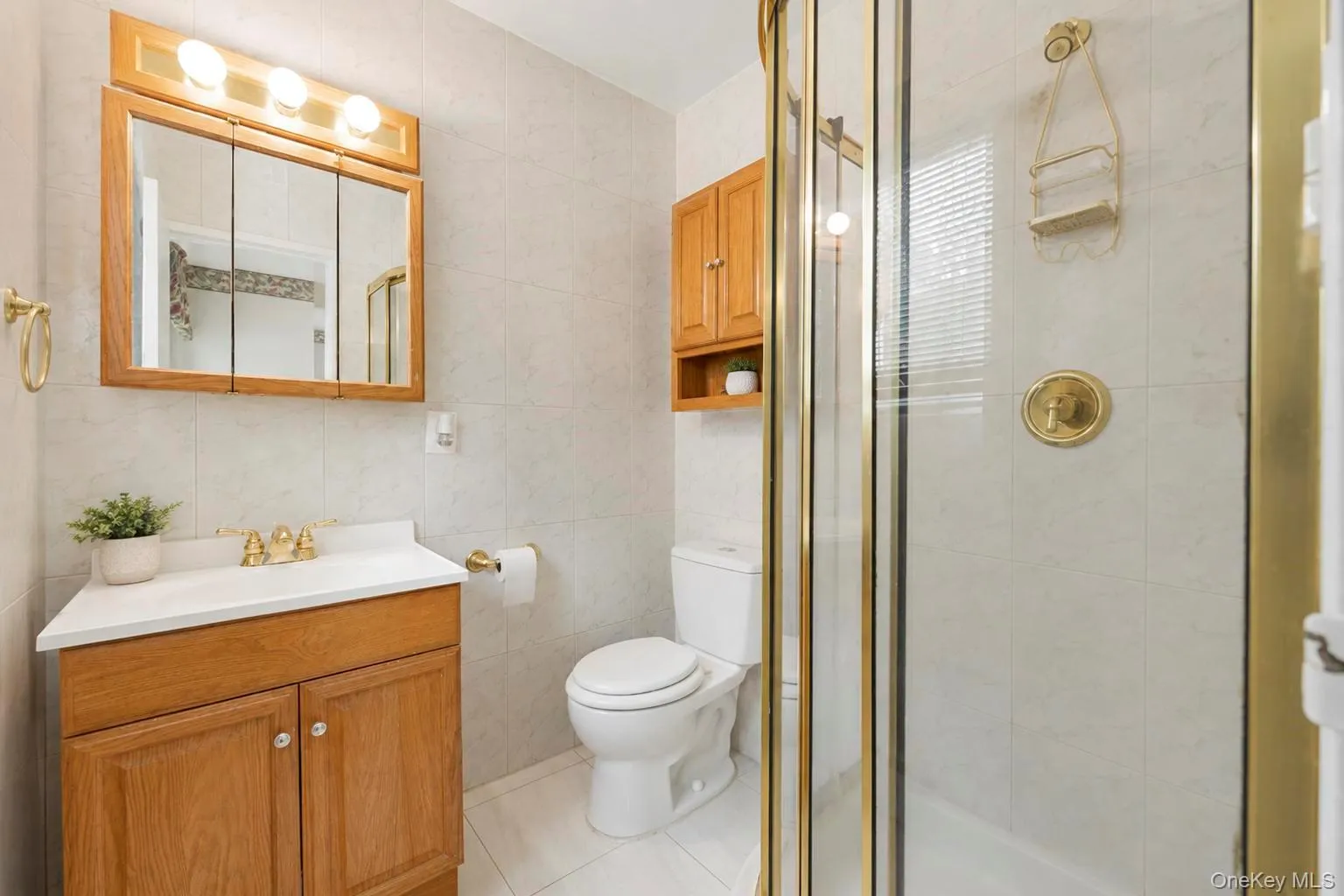 172 Lawrence Road, Smithtown, NY, 4 Bedrooms Bedrooms, 8 Rooms Rooms,2 BathroomsBathrooms,Residential,For Rent,Lawrence,0,1038344 172 Lawrence Road, Smithtown, NY, 4 Bedrooms Bedrooms, 8 Rooms Rooms,2 BathroomsBathrooms,Residential,For Rent,Lawrence,0,1038344