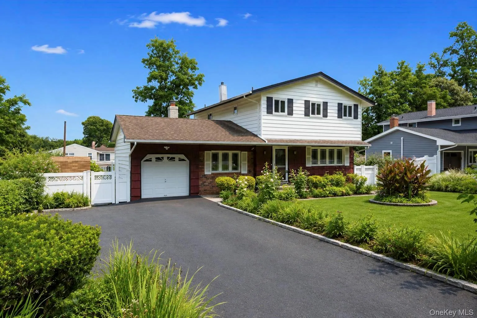 172 Lawrence Road, Smithtown, NY, 4 Bedrooms Bedrooms, 8 Rooms Rooms,2 BathroomsBathrooms,Residential,For Rent,Lawrence,0,1038344 172 Lawrence Road, Smithtown, NY, 4 Bedrooms Bedrooms, 8 Rooms Rooms,2 BathroomsBathrooms,Residential,For Rent,Lawrence,0,1038344