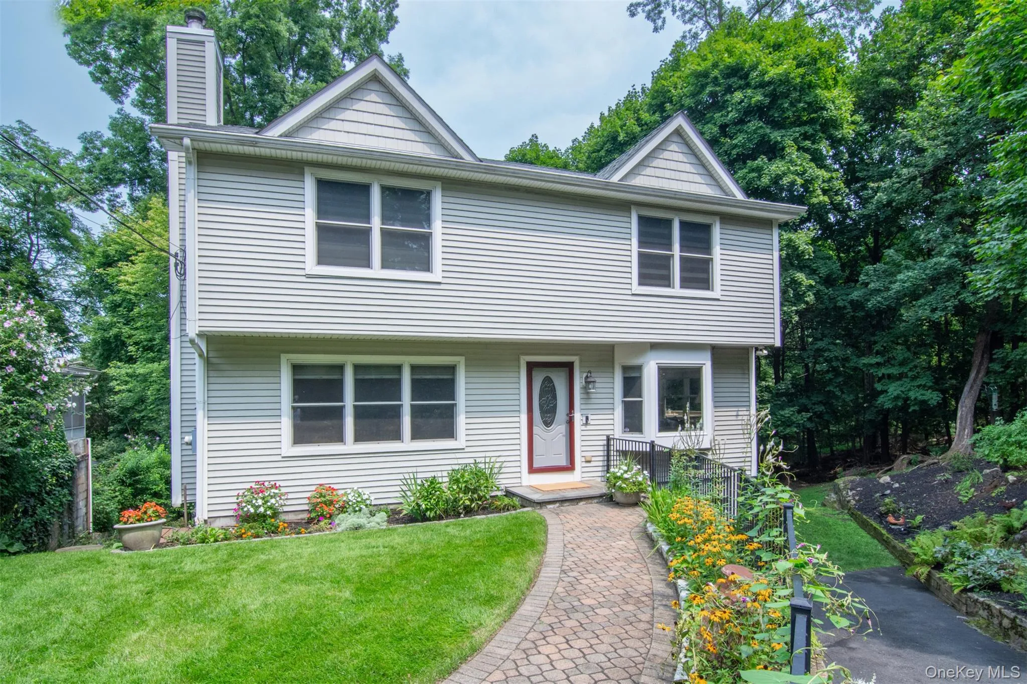 73 High Street, Greenburgh, NY, 4 Bedrooms Bedrooms, 8 Rooms Rooms,3 BathroomsBathrooms,Residential,For Rent,High,0,1038345 73 High Street, Greenburgh, NY, 4 Bedrooms Bedrooms, 8 Rooms Rooms,3 BathroomsBathrooms,Residential,For Rent,High,0,1038345