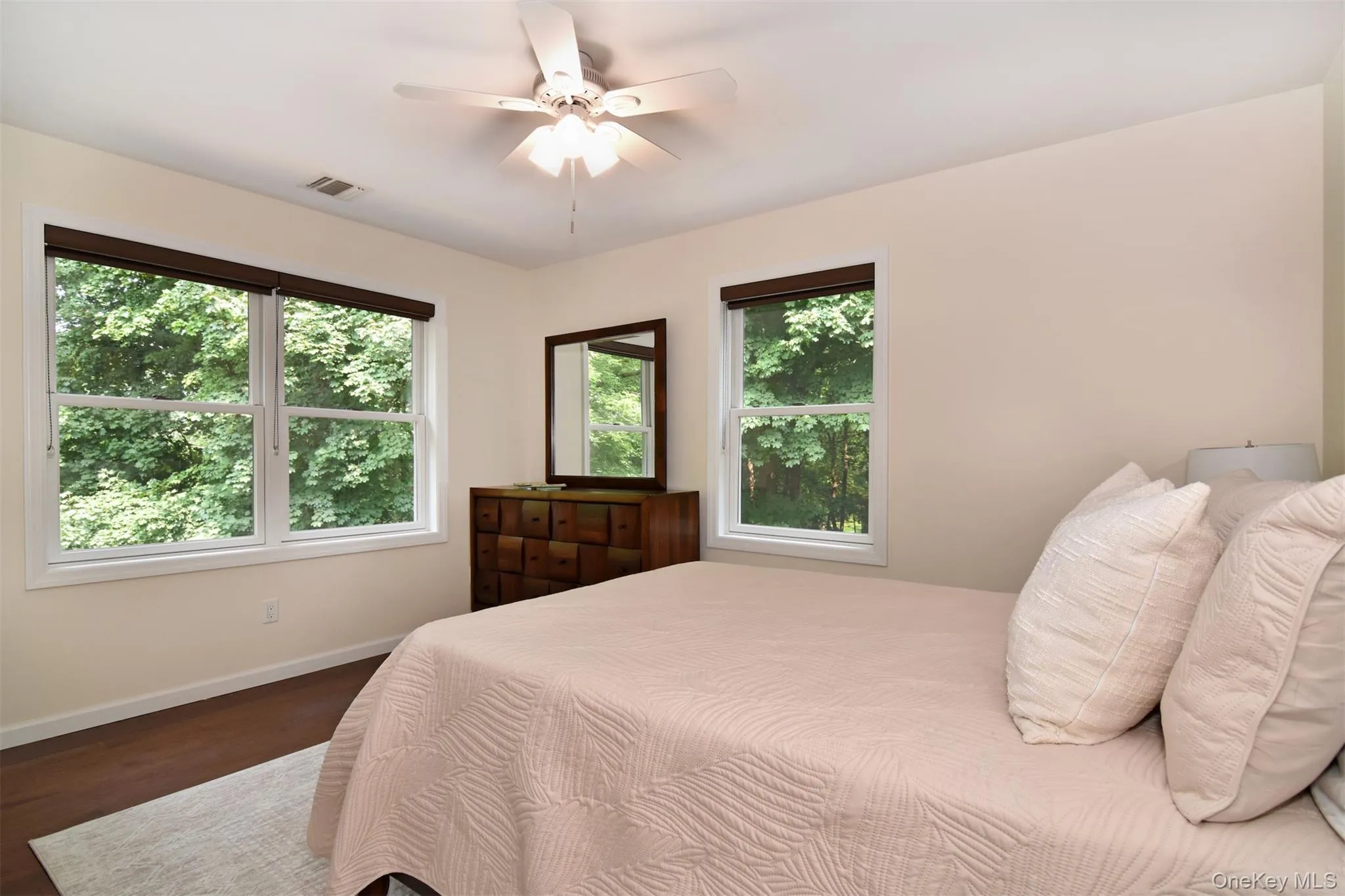 73 High Street, Greenburgh, NY, 4 Bedrooms Bedrooms, 8 Rooms Rooms,3 BathroomsBathrooms,Residential,For Rent,High,0,1038345 73 High Street, Greenburgh, NY, 4 Bedrooms Bedrooms, 8 Rooms Rooms,3 BathroomsBathrooms,Residential,For Rent,High,0,1038345