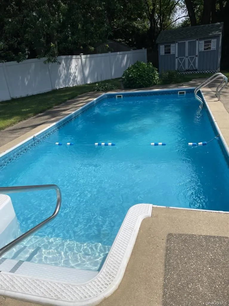 44 Buckskin Lane, Brookhaven, NY, 3 Bedrooms Bedrooms, 7 Rooms Rooms,1 BathroomBathrooms,Residential,For Rent,Buckskin,0,1038346 44 Buckskin Lane, Brookhaven, NY, 3 Bedrooms Bedrooms, 7 Rooms Rooms,1 BathroomBathrooms,Residential,For Rent,Buckskin,0,1038346