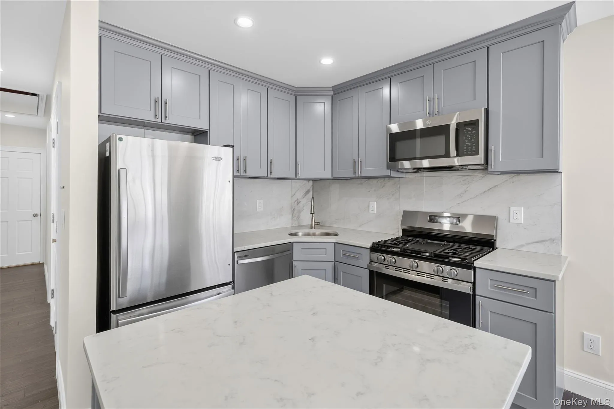 88 Buffalo Avenue, Hempstead, NY, 3 Bedrooms Bedrooms, 6 Rooms Rooms,2 BathroomsBathrooms,Residential Lease,For Rent,Buffalo,0,1038349 88 Buffalo Avenue, Hempstead, NY, 3 Bedrooms Bedrooms, 6 Rooms Rooms,2 BathroomsBathrooms,Residential Lease,For Rent,Buffalo,0,1038349