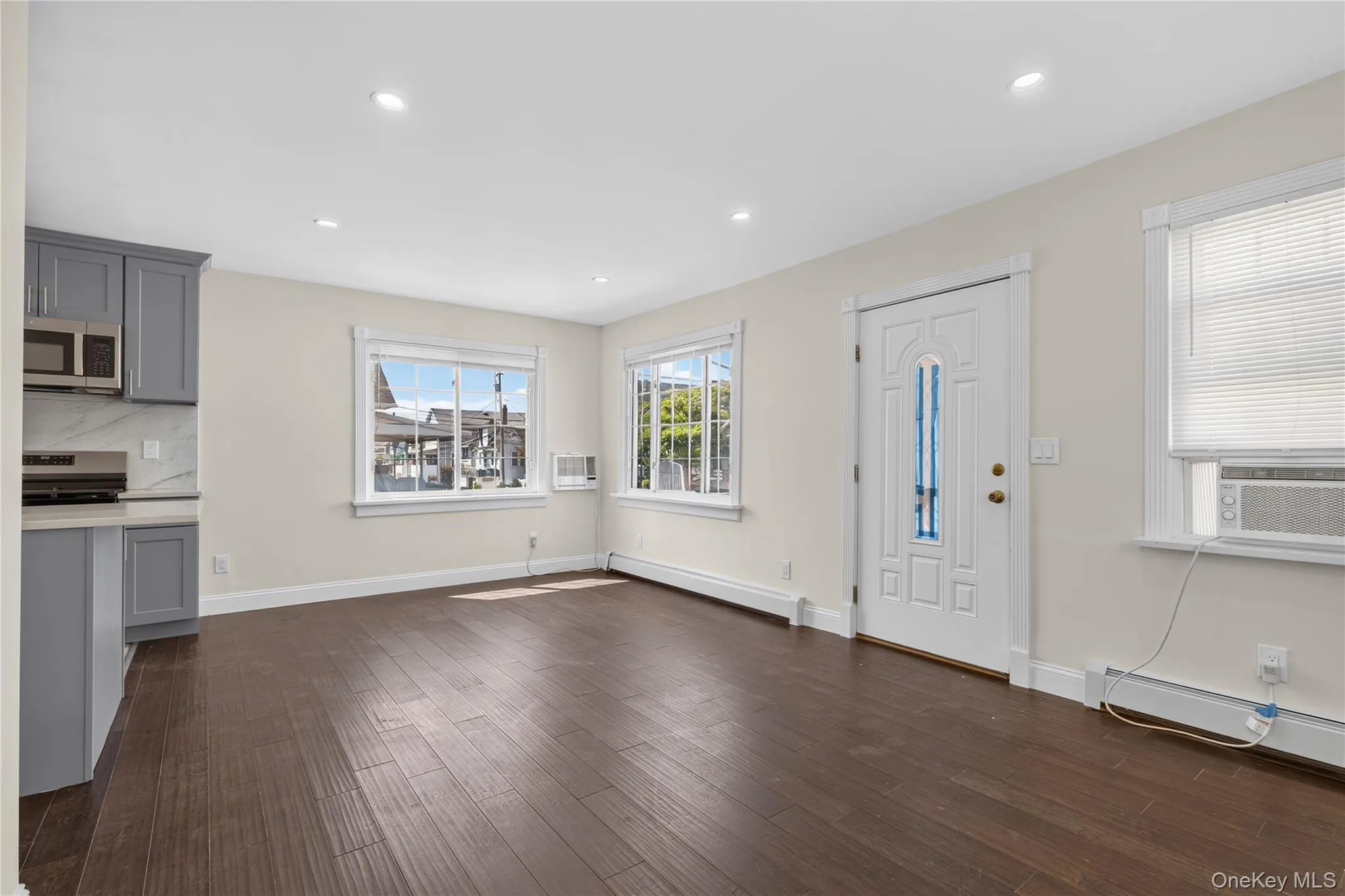 88 Buffalo Avenue, Hempstead, NY, 3 Bedrooms Bedrooms, 6 Rooms Rooms,2 BathroomsBathrooms,Residential Lease,For Rent,Buffalo,0,1038349 88 Buffalo Avenue, Hempstead, NY, 3 Bedrooms Bedrooms, 6 Rooms Rooms,2 BathroomsBathrooms,Residential Lease,For Rent,Buffalo,0,1038349