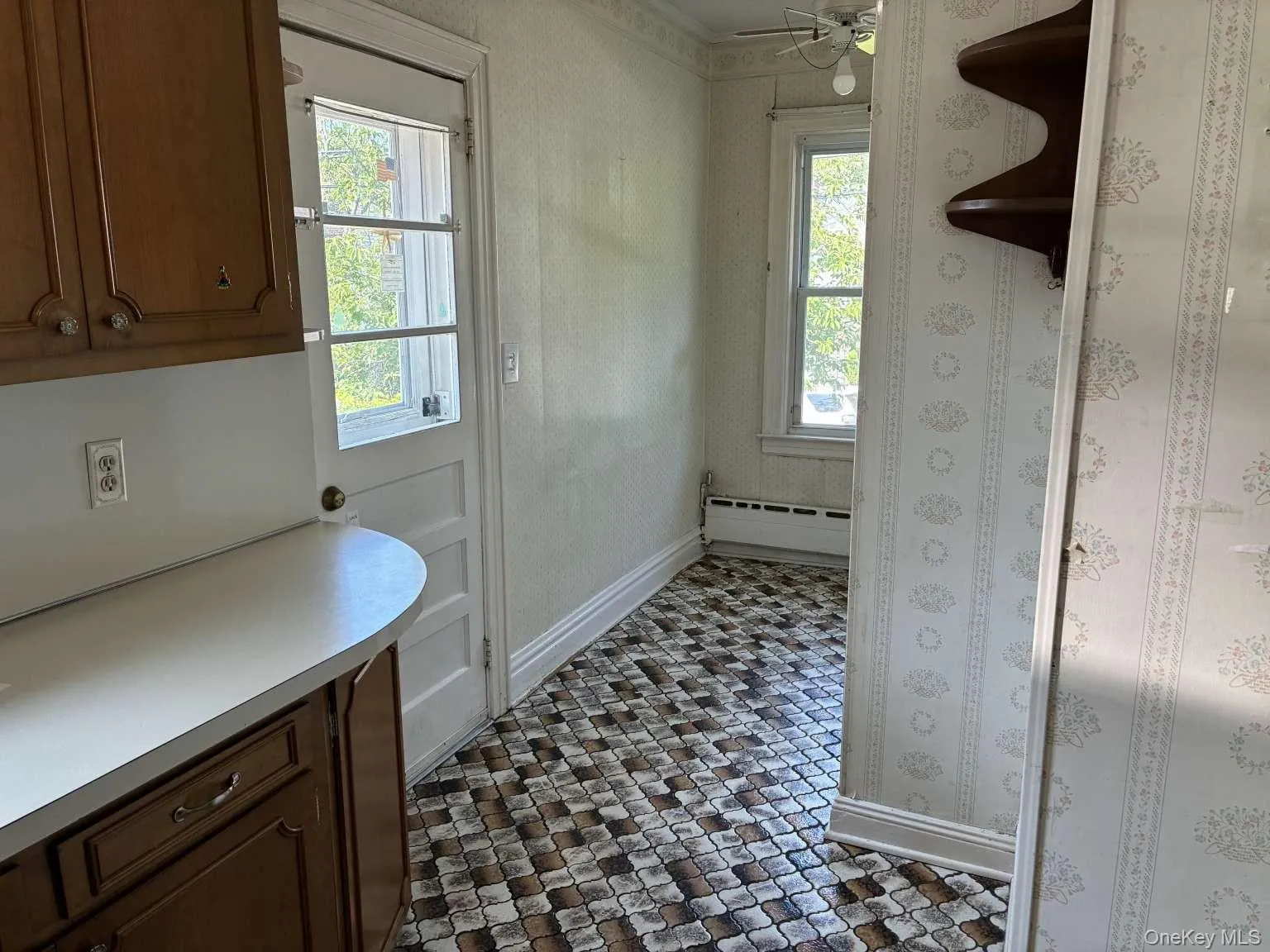 4634 Iris Lane, North Hempstead, NY, 3 Bedrooms Bedrooms, 6 Rooms Rooms,1 BathroomBathrooms,Residential,For Rent,Iris,0,1038351 4634 Iris Lane, North Hempstead, NY, 3 Bedrooms Bedrooms, 6 Rooms Rooms,1 BathroomBathrooms,Residential,For Rent,Iris,0,1038351