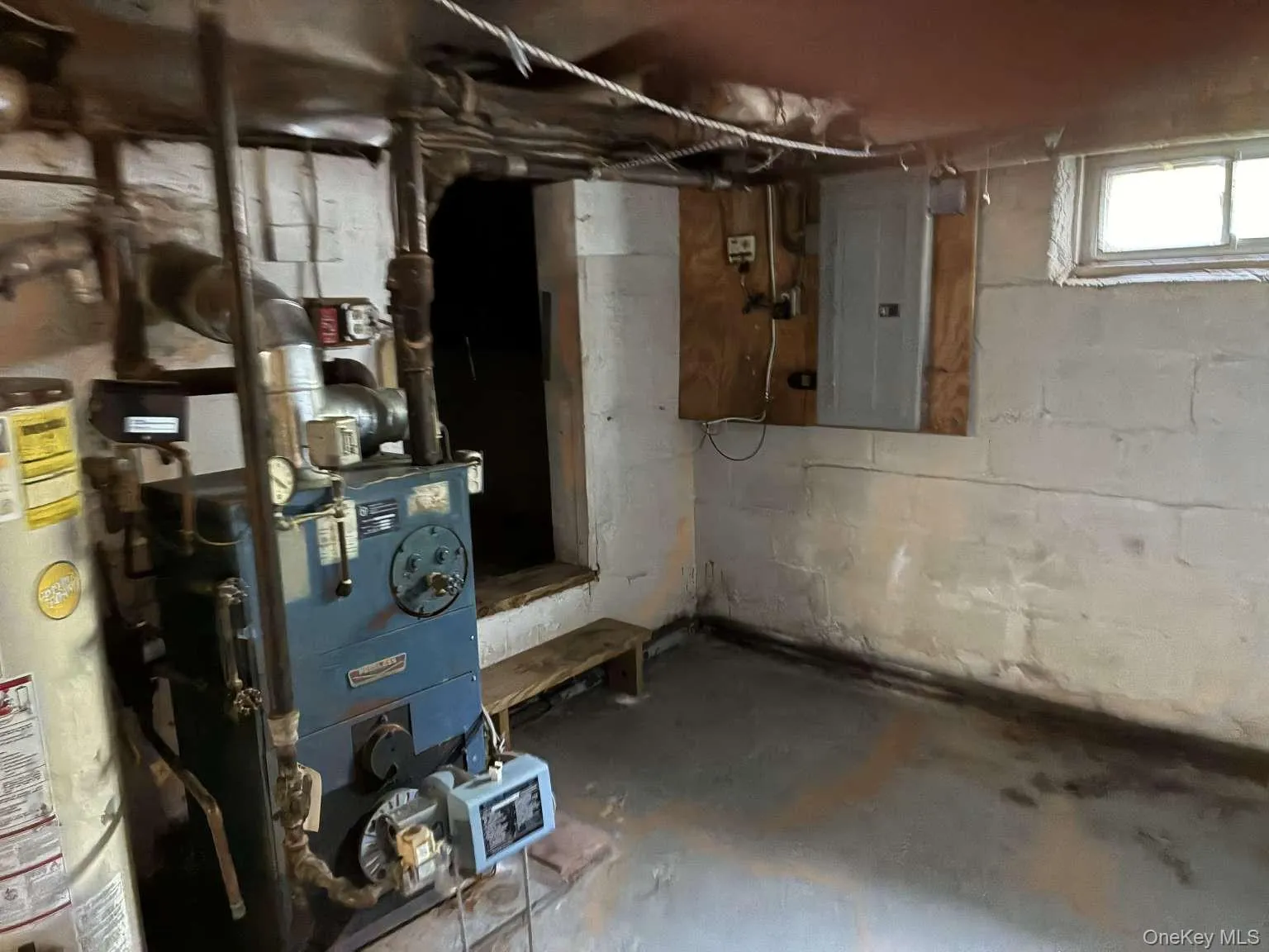 4634 Iris Lane, North Hempstead, NY, 3 Bedrooms Bedrooms, 6 Rooms Rooms,1 BathroomBathrooms,Residential,For Rent,Iris,0,1038351 4634 Iris Lane, North Hempstead, NY, 3 Bedrooms Bedrooms, 6 Rooms Rooms,1 BathroomBathrooms,Residential,For Rent,Iris,0,1038351