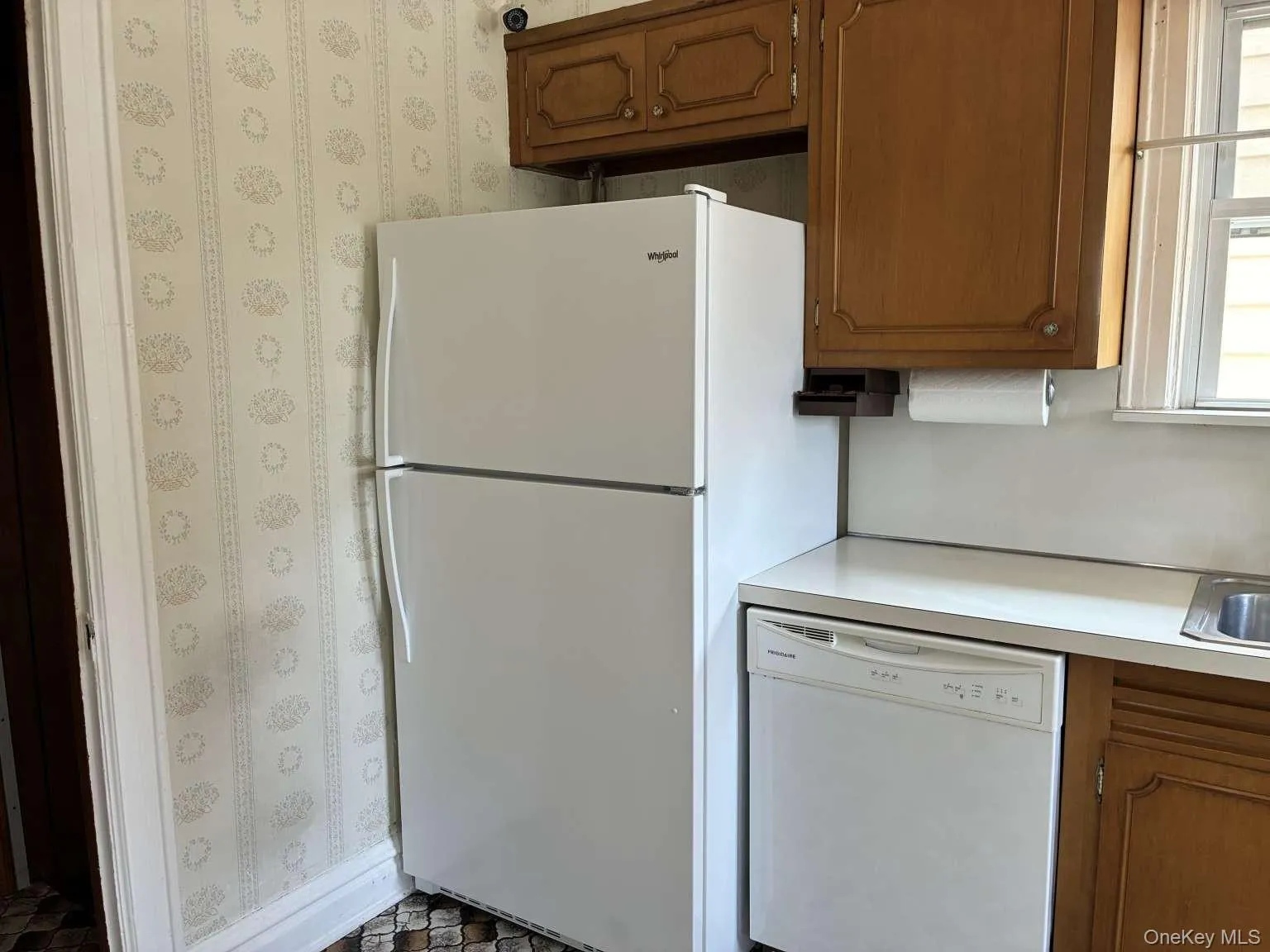 4634 Iris Lane, North Hempstead, NY, 3 Bedrooms Bedrooms, 6 Rooms Rooms,1 BathroomBathrooms,Residential,For Rent,Iris,0,1038351 4634 Iris Lane, North Hempstead, NY, 3 Bedrooms Bedrooms, 6 Rooms Rooms,1 BathroomBathrooms,Residential,For Rent,Iris,0,1038351