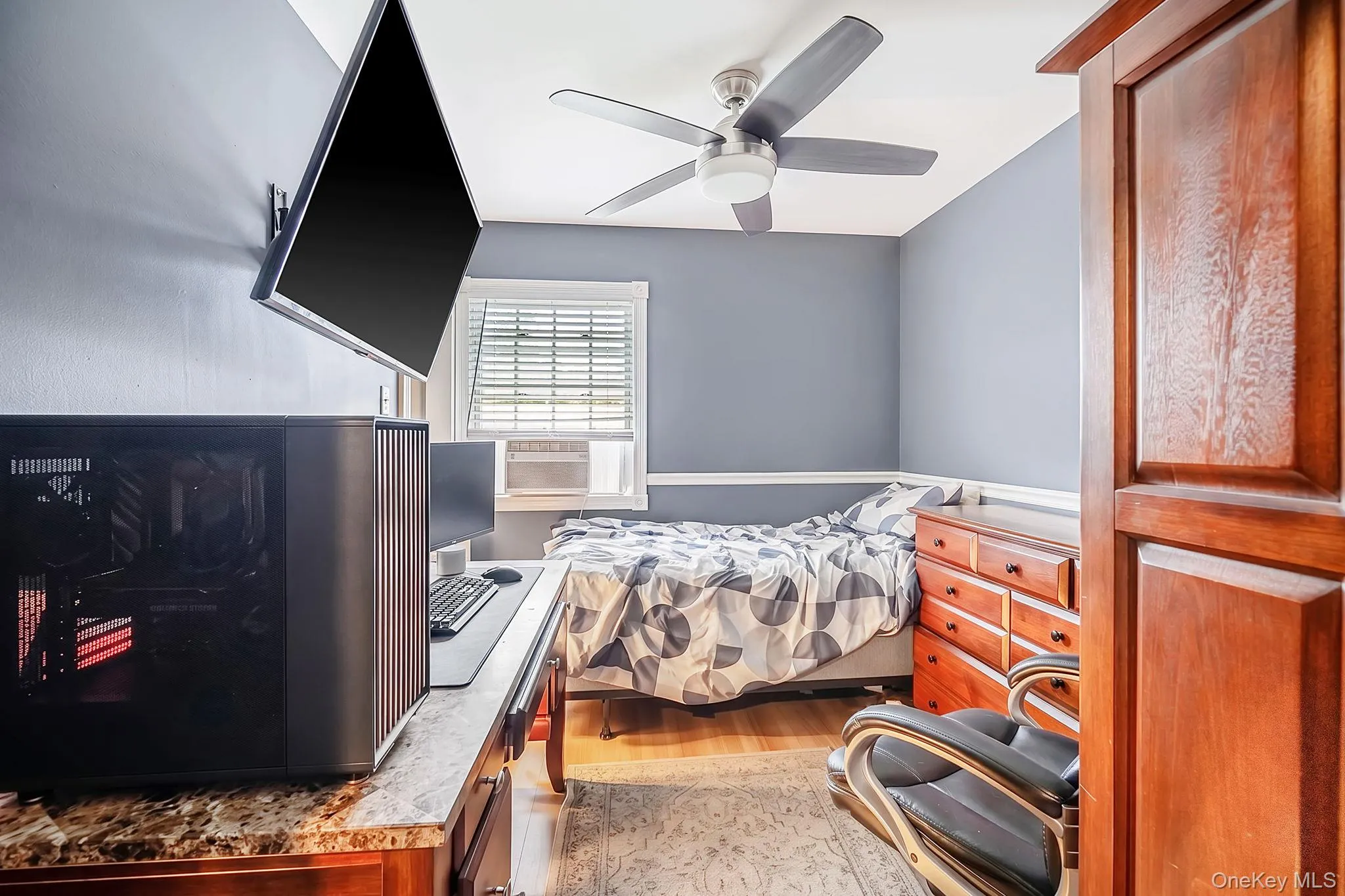 41 Chelsea Place, Babylon, NY, 5 Bedrooms Bedrooms, 14 Rooms Rooms,3 BathroomsBathrooms,Residential,For Rent,Chelsea,0,1038360 41 Chelsea Place, Babylon, NY, 5 Bedrooms Bedrooms, 14 Rooms Rooms,3 BathroomsBathrooms,Residential,For Rent,Chelsea,0,1038360