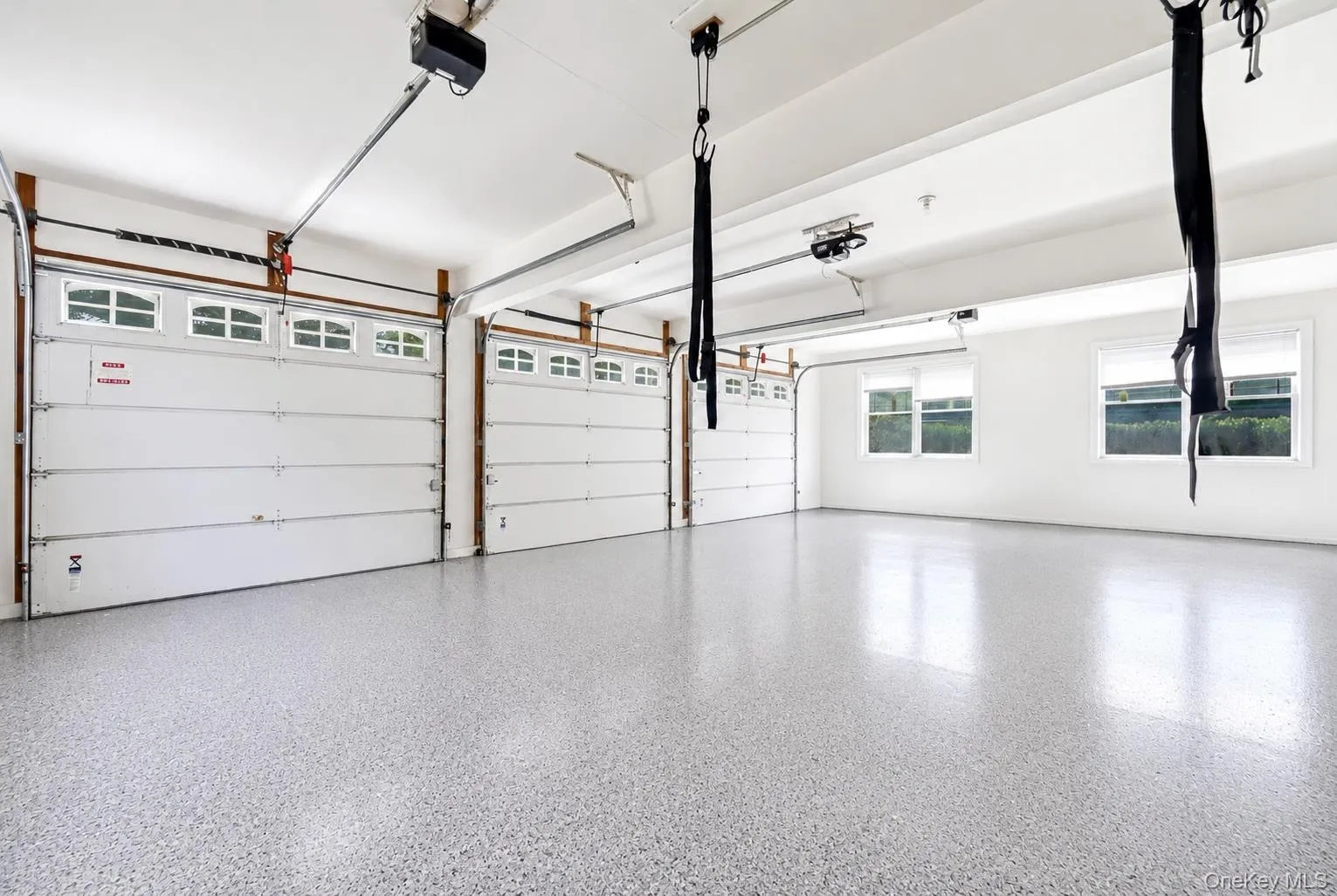 126 Old Field Road, Brookhaven, NY, 6 Bedrooms Bedrooms, 10 Rooms Rooms,6 BathroomsBathrooms,Residential,For Rent,Old Field,0,1038361 126 Old Field Road, Brookhaven, NY, 6 Bedrooms Bedrooms, 10 Rooms Rooms,6 BathroomsBathrooms,Residential,For Rent,Old Field,0,1038361