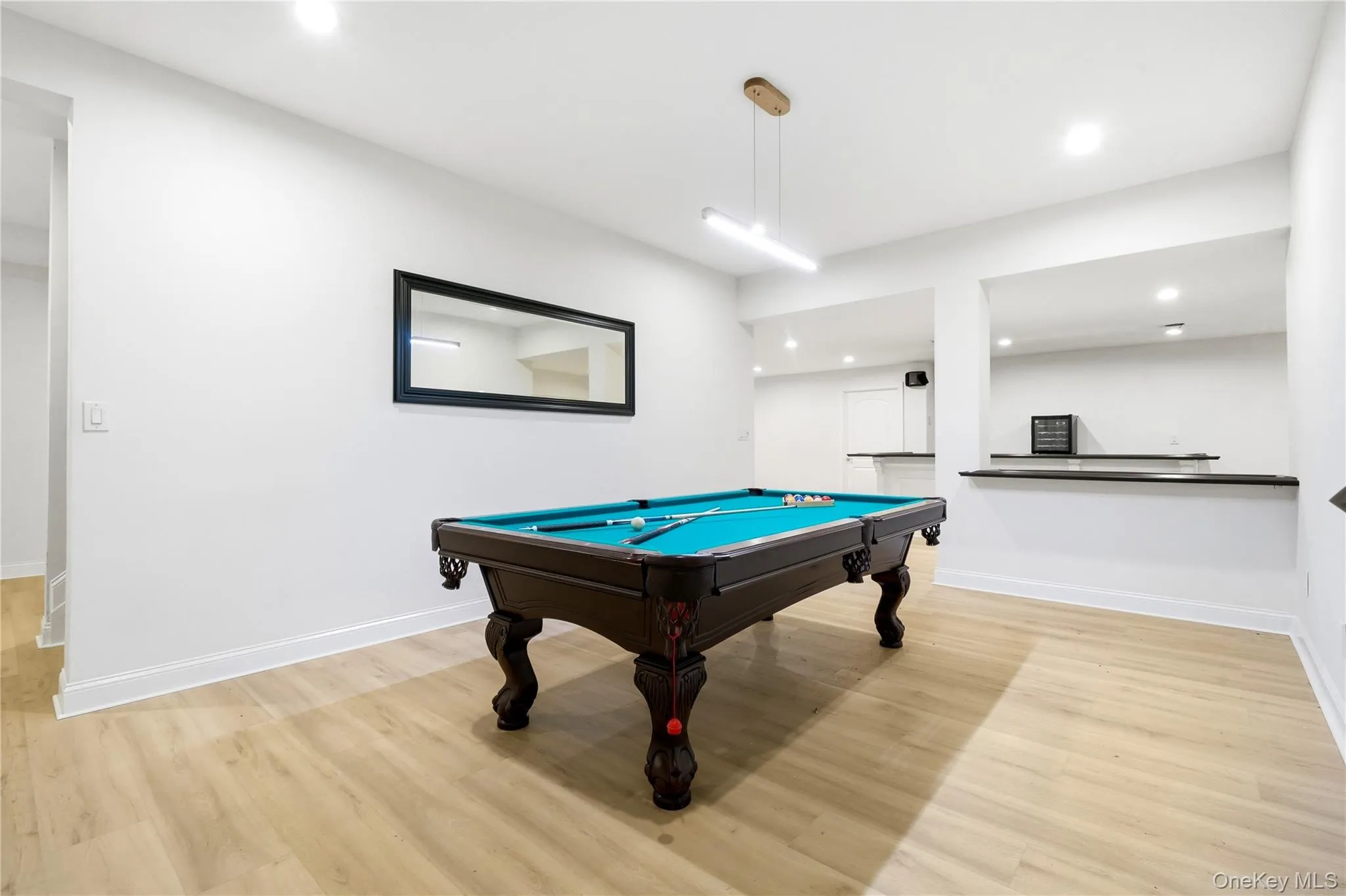 126 Old Field Road, Brookhaven, NY, 6 Bedrooms Bedrooms, 10 Rooms Rooms,6 BathroomsBathrooms,Residential,For Rent,Old Field,0,1038361 126 Old Field Road, Brookhaven, NY, 6 Bedrooms Bedrooms, 10 Rooms Rooms,6 BathroomsBathrooms,Residential,For Rent,Old Field,0,1038361
