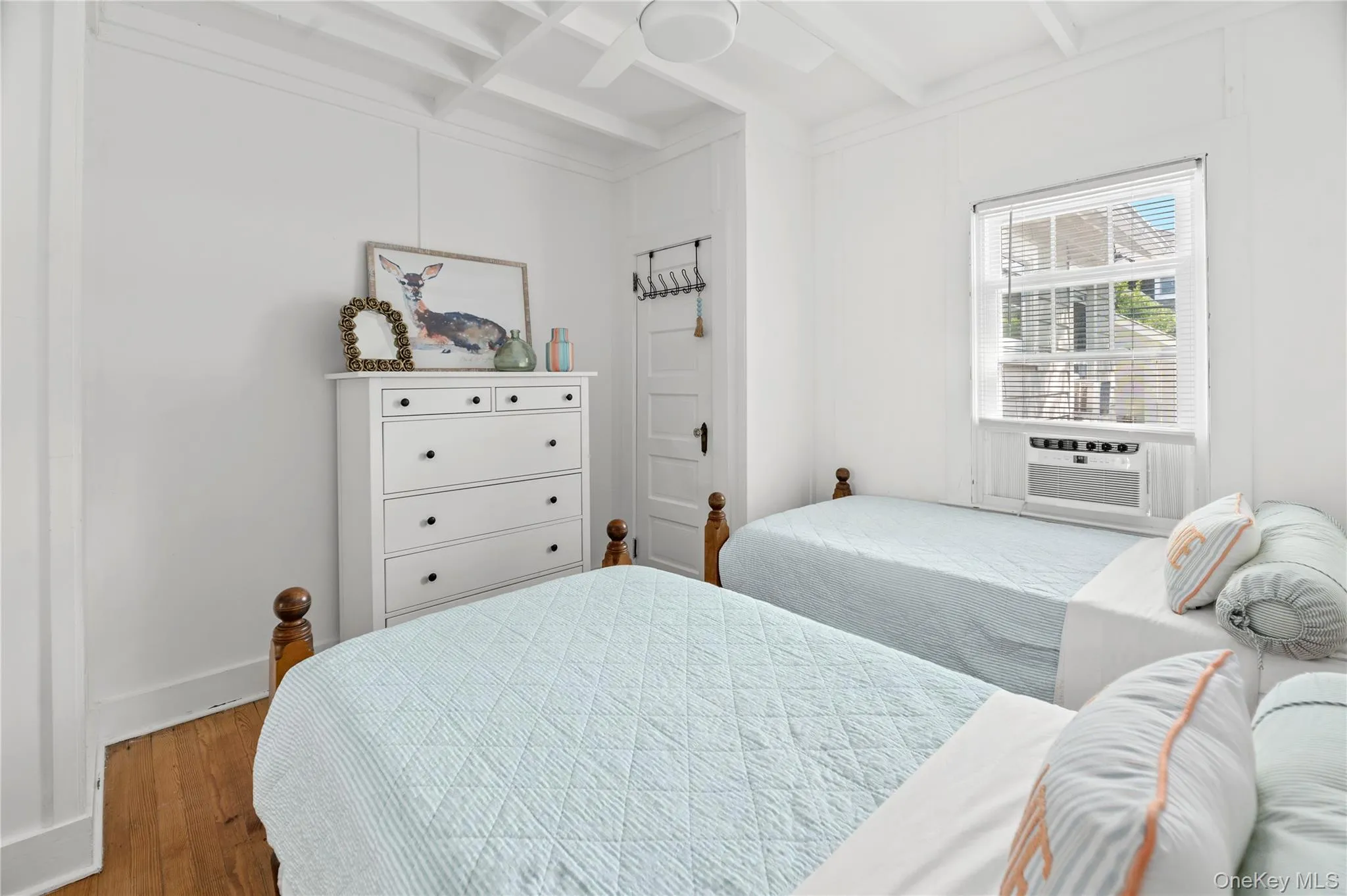 22 Crescent Avenue, Islip, NY, 4 Bedrooms Bedrooms, 7 Rooms Rooms,2 BathroomsBathrooms,Residential,For Rent,Crescent,0,1038362 22 Crescent Avenue, Islip, NY, 4 Bedrooms Bedrooms, 7 Rooms Rooms,2 BathroomsBathrooms,Residential,For Rent,Crescent,0,1038362