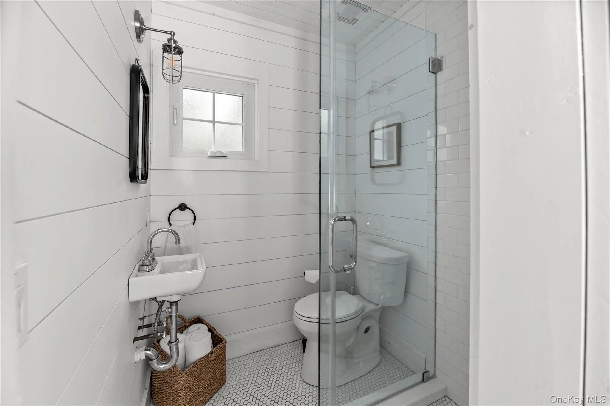 22 Crescent Avenue, Islip, NY, 4 Bedrooms Bedrooms, 7 Rooms Rooms,2 BathroomsBathrooms,Residential,For Rent,Crescent,0,1038362 22 Crescent Avenue, Islip, NY, 4 Bedrooms Bedrooms, 7 Rooms Rooms,2 BathroomsBathrooms,Residential,For Rent,Crescent,0,1038362
