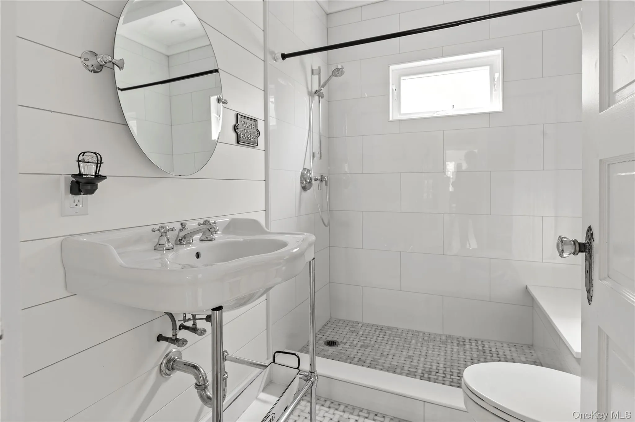 22 Crescent Avenue, Islip, NY, 4 Bedrooms Bedrooms, 7 Rooms Rooms,2 BathroomsBathrooms,Residential,For Rent,Crescent,0,1038362 22 Crescent Avenue, Islip, NY, 4 Bedrooms Bedrooms, 7 Rooms Rooms,2 BathroomsBathrooms,Residential,For Rent,Crescent,0,1038362