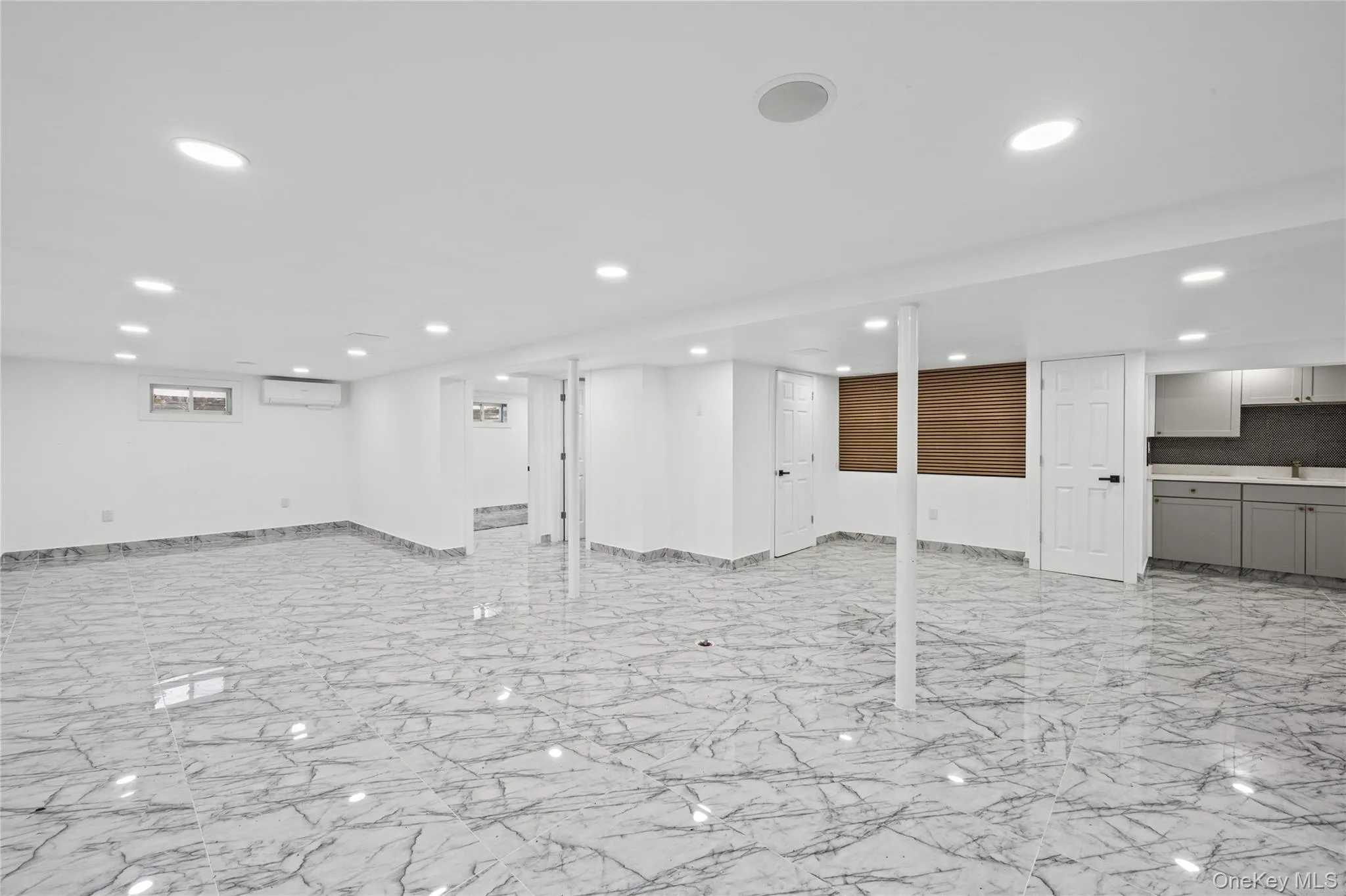 84 Rosedale Road, Hempstead, NY, 3 Bedrooms Bedrooms, 8 Rooms Rooms,2 BathroomsBathrooms,Residential,For Rent,Rosedale,0,1038363 84 Rosedale Road, Hempstead, NY, 3 Bedrooms Bedrooms, 8 Rooms Rooms,2 BathroomsBathrooms,Residential,For Rent,Rosedale,0,1038363