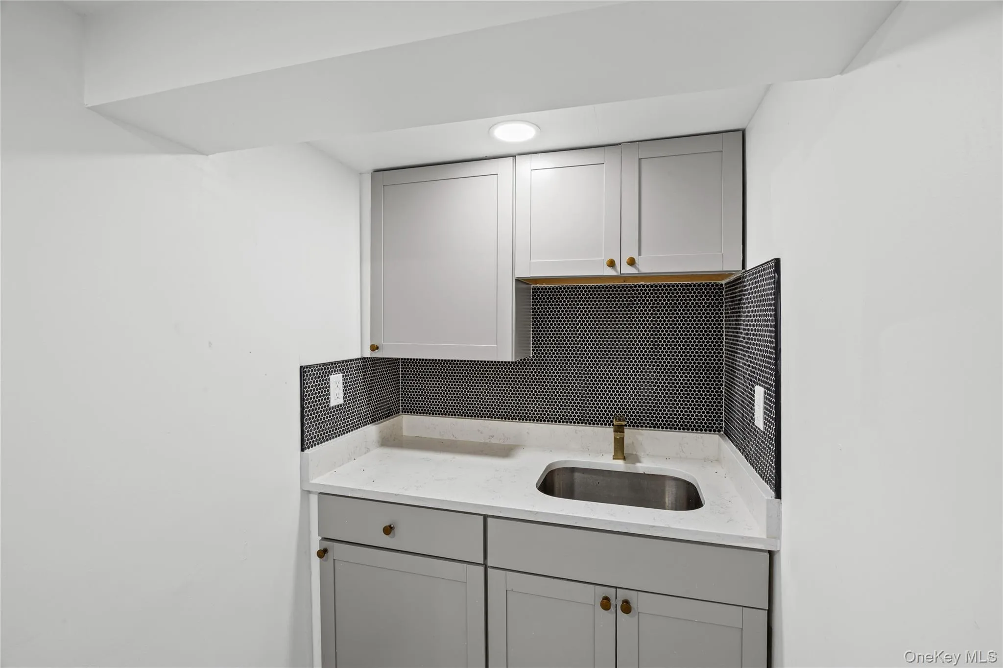 84 Rosedale Road, Hempstead, NY, 3 Bedrooms Bedrooms, 8 Rooms Rooms,2 BathroomsBathrooms,Residential,For Rent,Rosedale,0,1038363 84 Rosedale Road, Hempstead, NY, 3 Bedrooms Bedrooms, 8 Rooms Rooms,2 BathroomsBathrooms,Residential,For Rent,Rosedale,0,1038363