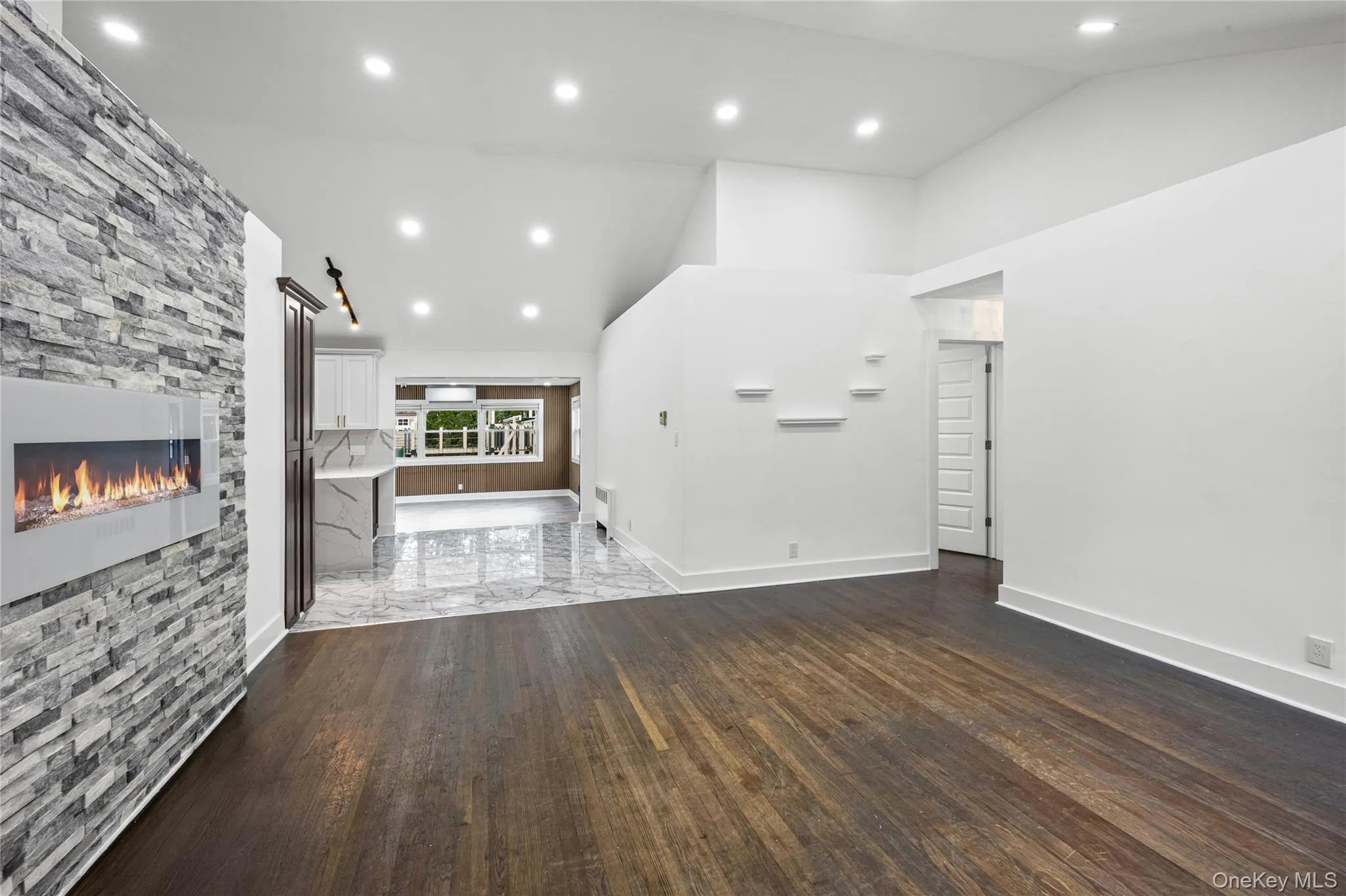 84 Rosedale Road, Hempstead, NY, 3 Bedrooms Bedrooms, 8 Rooms Rooms,2 BathroomsBathrooms,Residential,For Rent,Rosedale,0,1038363 84 Rosedale Road, Hempstead, NY, 3 Bedrooms Bedrooms, 8 Rooms Rooms,2 BathroomsBathrooms,Residential,For Rent,Rosedale,0,1038363