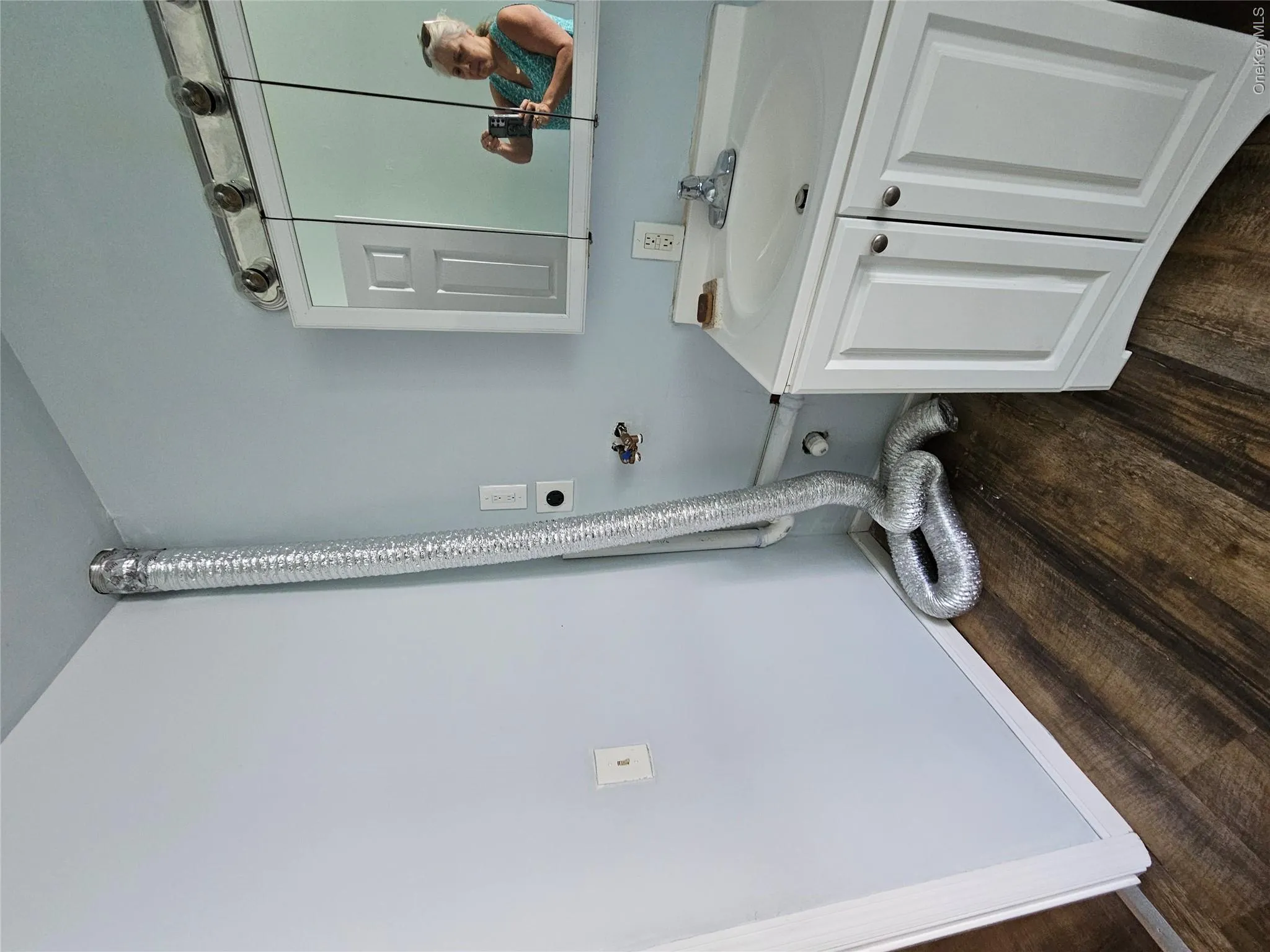 624-634 Oakland Valley Road, Deerpark, NY, 2 Bedroom Bedrooms, 4 Room Rooms,1 BathroomBathrooms,Residential Lease,For Rent,Oakland Valley,0,1038365 624-634 Oakland Valley Road, Deerpark, NY, 2 Bedroom Bedrooms, 4 Room Rooms,1 BathroomBathrooms,Residential Lease,For Rent,Oakland Valley,0,1038365