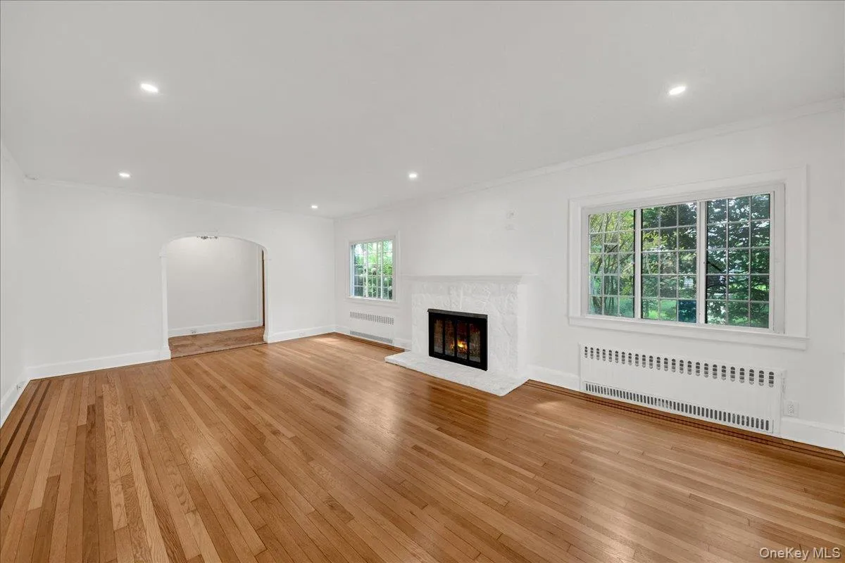7 Denman Place, Mount Vernon, NY, 5 Bedrooms Bedrooms, 11 Rooms Rooms,4 BathroomsBathrooms,Residential,For Rent,Denman,0,1038366 7 Denman Place, Mount Vernon, NY, 5 Bedrooms Bedrooms, 11 Rooms Rooms,4 BathroomsBathrooms,Residential,For Rent,Denman,0,1038366