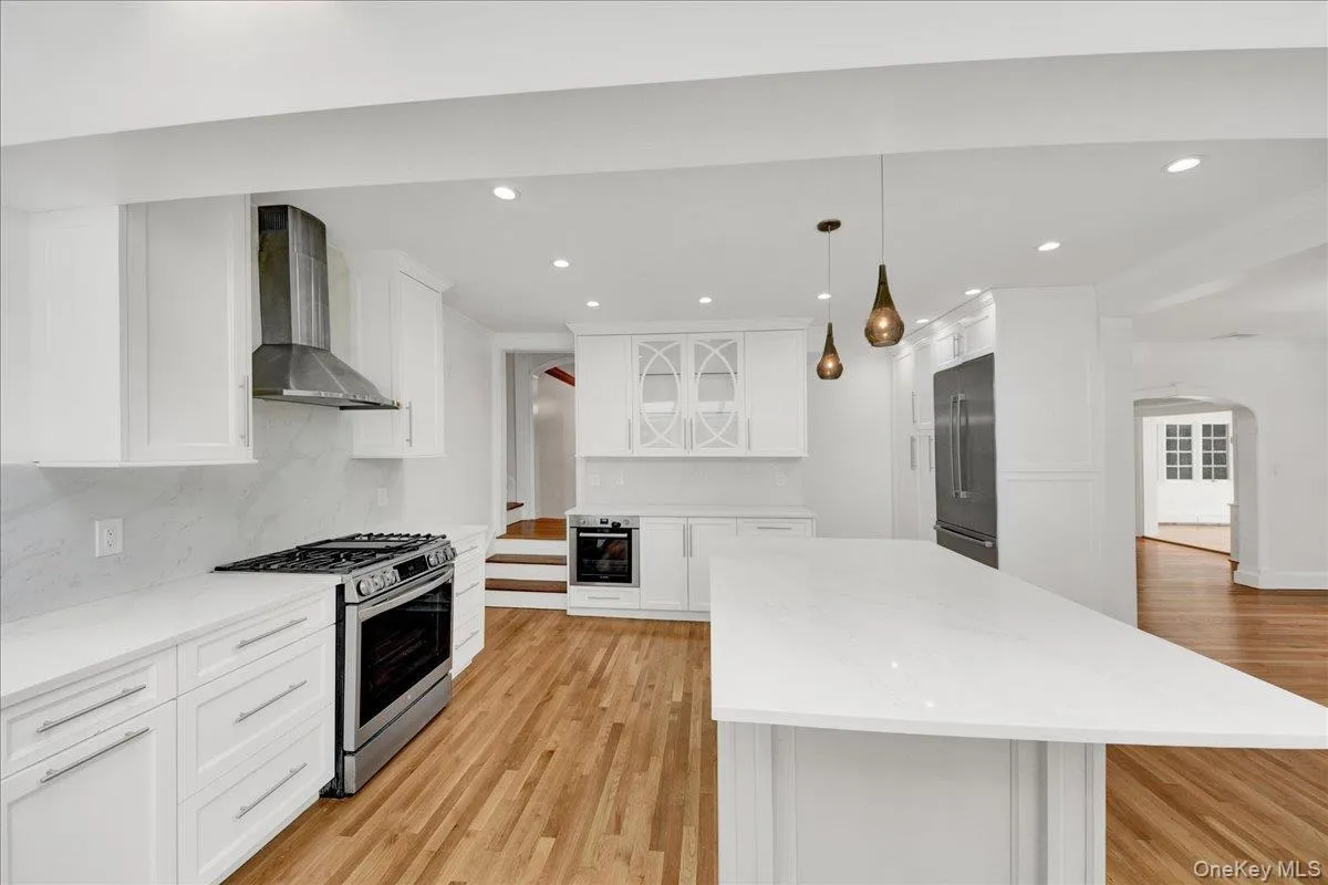 7 Denman Place, Mount Vernon, NY, 5 Bedrooms Bedrooms, 11 Rooms Rooms,4 BathroomsBathrooms,Residential,For Rent,Denman,0,1038366 7 Denman Place, Mount Vernon, NY, 5 Bedrooms Bedrooms, 11 Rooms Rooms,4 BathroomsBathrooms,Residential,For Rent,Denman,0,1038366
