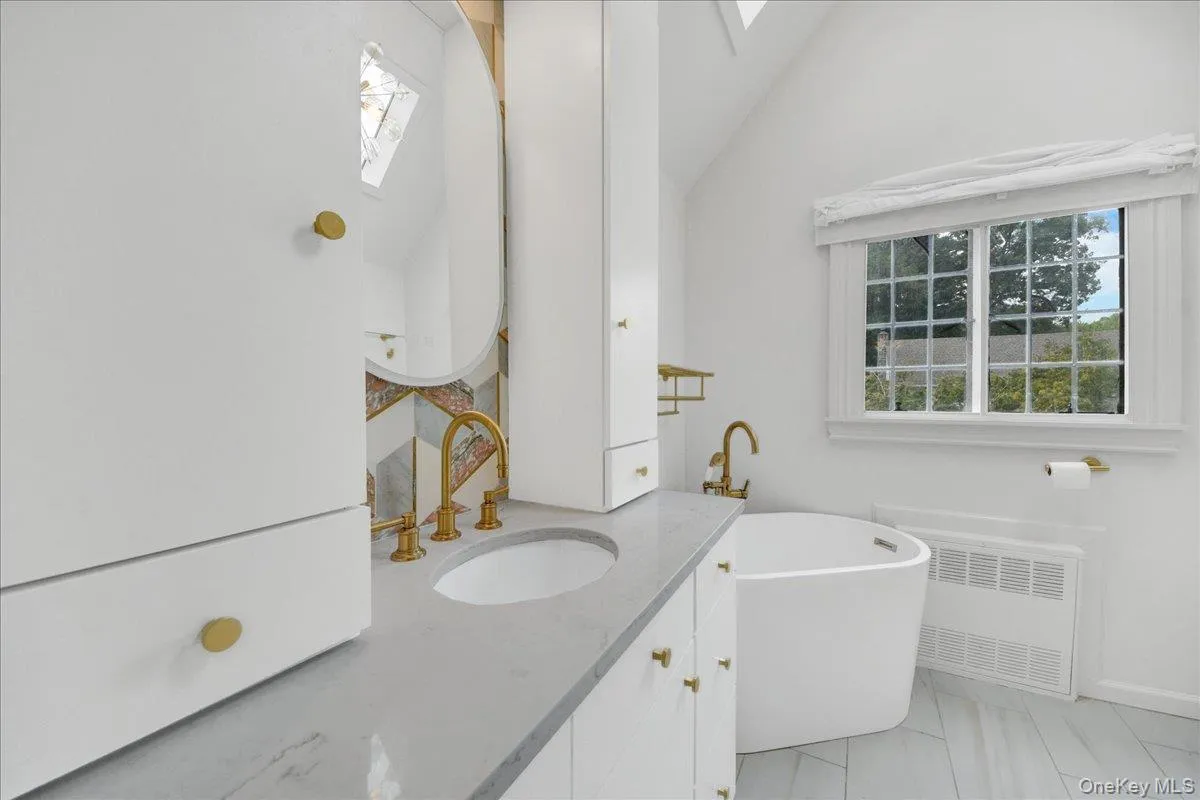 7 Denman Place, Mount Vernon, NY, 5 Bedrooms Bedrooms, 11 Rooms Rooms,4 BathroomsBathrooms,Residential,For Rent,Denman,0,1038366 7 Denman Place, Mount Vernon, NY, 5 Bedrooms Bedrooms, 11 Rooms Rooms,4 BathroomsBathrooms,Residential,For Rent,Denman,0,1038366