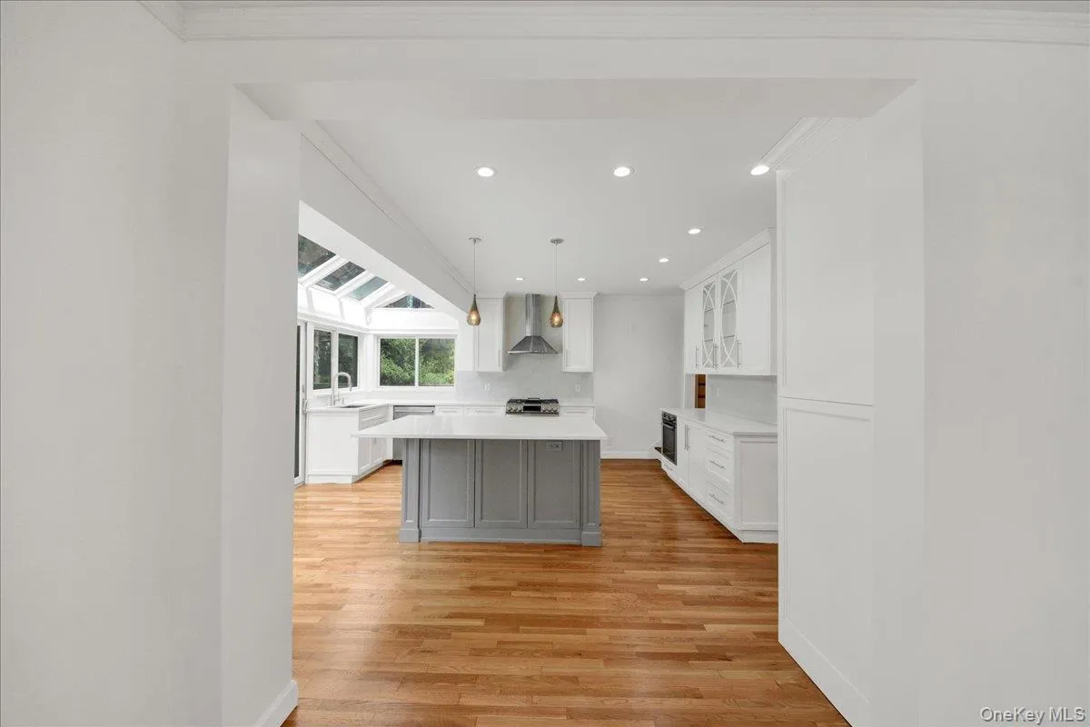 7 Denman Place, Mount Vernon, NY, 5 Bedrooms Bedrooms, 11 Rooms Rooms,4 BathroomsBathrooms,Residential,For Rent,Denman,0,1038366 7 Denman Place, Mount Vernon, NY, 5 Bedrooms Bedrooms, 11 Rooms Rooms,4 BathroomsBathrooms,Residential,For Rent,Denman,0,1038366