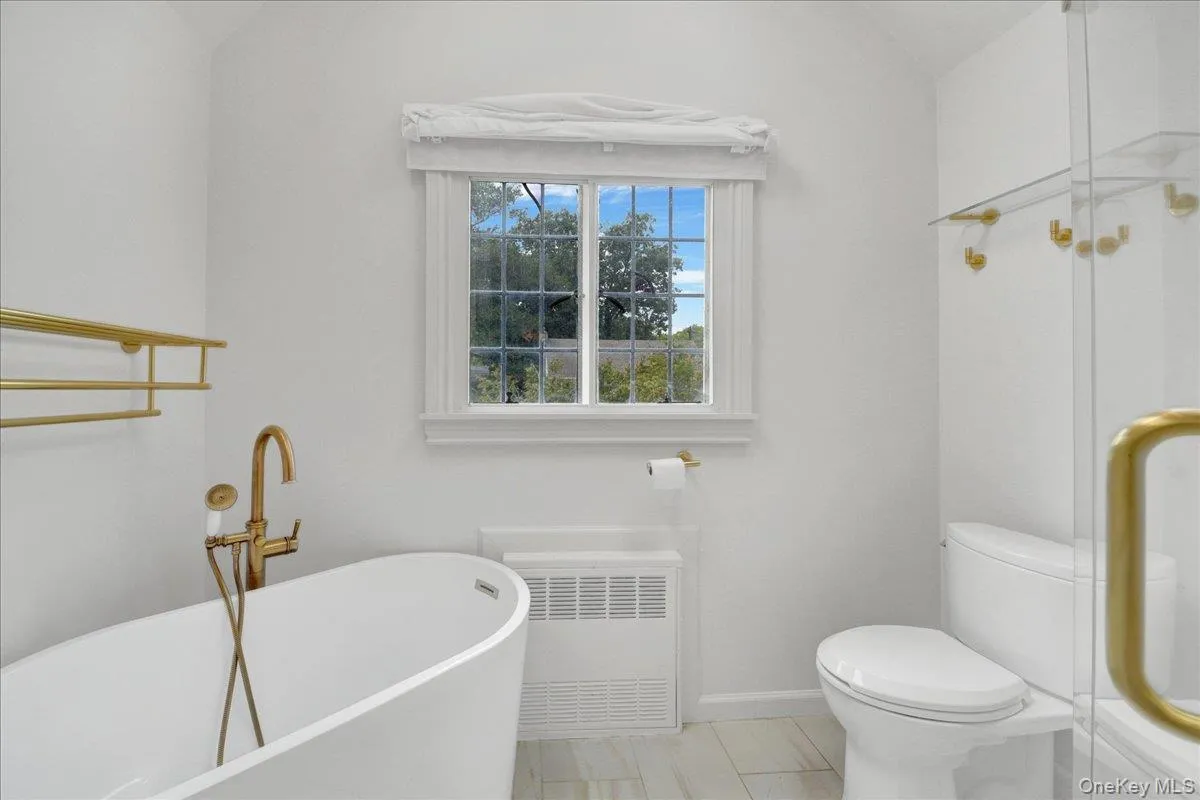 7 Denman Place, Mount Vernon, NY, 5 Bedrooms Bedrooms, 11 Rooms Rooms,4 BathroomsBathrooms,Residential,For Rent,Denman,0,1038366 7 Denman Place, Mount Vernon, NY, 5 Bedrooms Bedrooms, 11 Rooms Rooms,4 BathroomsBathrooms,Residential,For Rent,Denman,0,1038366