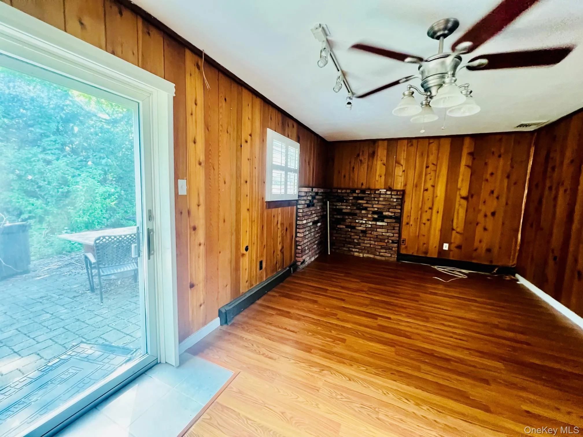 69 Bellwood Avenue, Brookhaven, NY, 3 Bedrooms Bedrooms, 5 Rooms Rooms,1 BathroomBathrooms,Residential Lease,For Rent,Bellwood,0,1038372 69 Bellwood Avenue, Brookhaven, NY, 3 Bedrooms Bedrooms, 5 Rooms Rooms,1 BathroomBathrooms,Residential Lease,For Rent,Bellwood,0,1038372