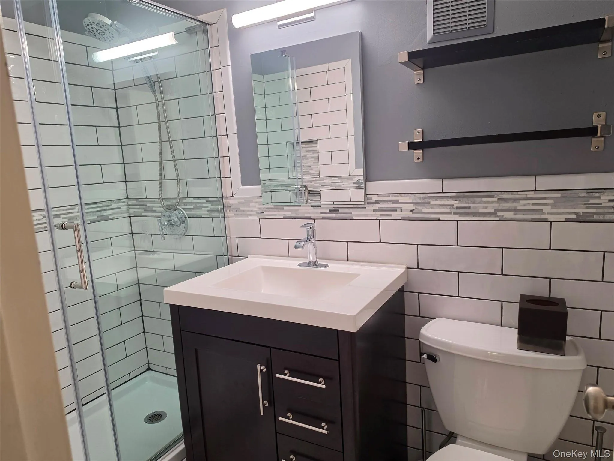 35 Park Avenue, Ramapo, NY, 1 Bedroom Bedrooms, 4 Rooms Rooms,1 BathroomBathrooms,Residential Lease,For Rent,Park,0,1038373 35 Park Avenue, Ramapo, NY, 1 Bedroom Bedrooms, 4 Rooms Rooms,1 BathroomBathrooms,Residential Lease,For Rent,Park,0,1038373
