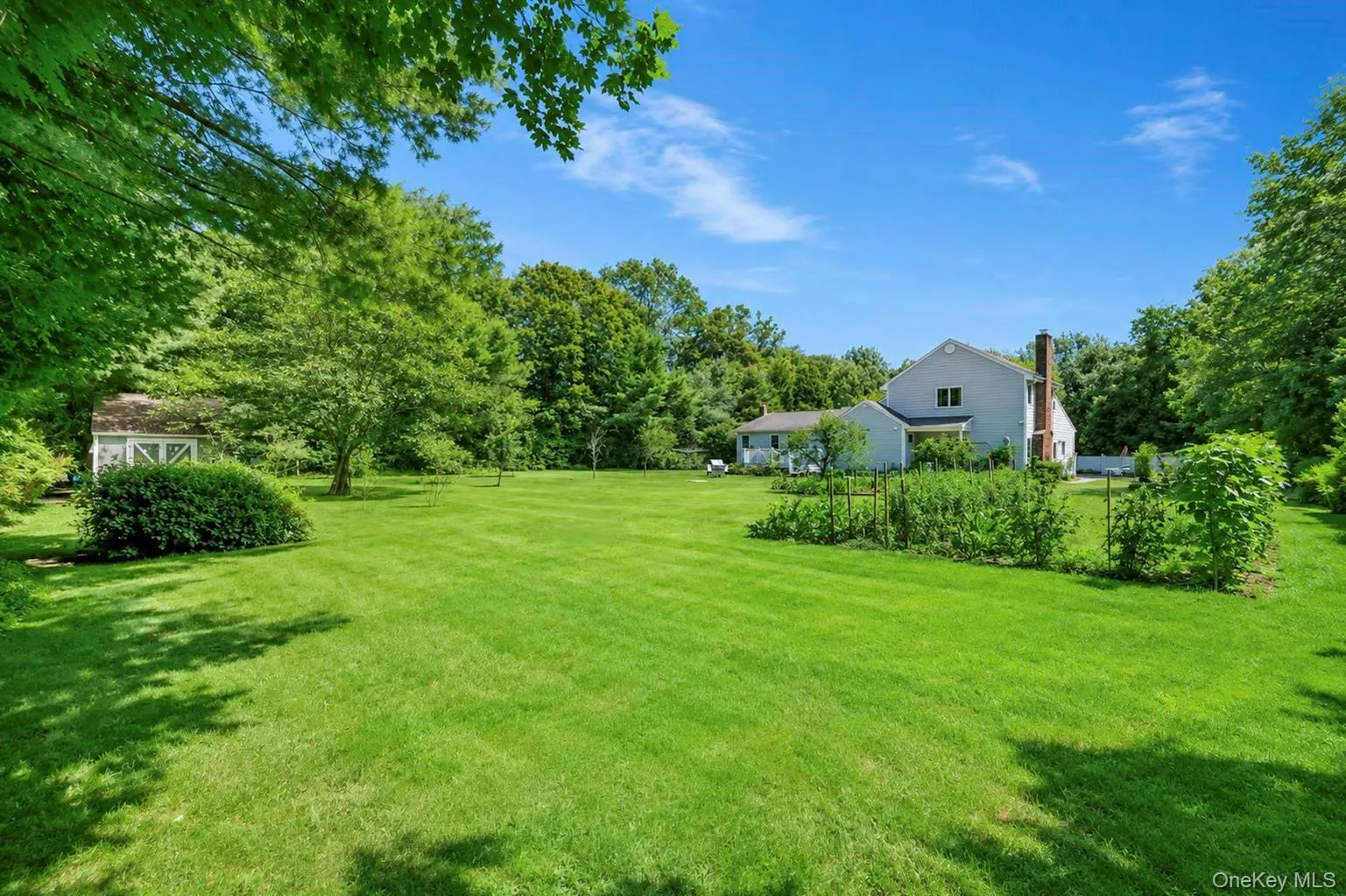29 Niewood Drive, Brookhaven, NY, 4 Bedrooms Bedrooms, 10 Rooms Rooms,3 BathroomsBathrooms,Residential,For Rent,Niewood,0,1038374 29 Niewood Drive, Brookhaven, NY, 4 Bedrooms Bedrooms, 10 Rooms Rooms,3 BathroomsBathrooms,Residential,For Rent,Niewood,0,1038374