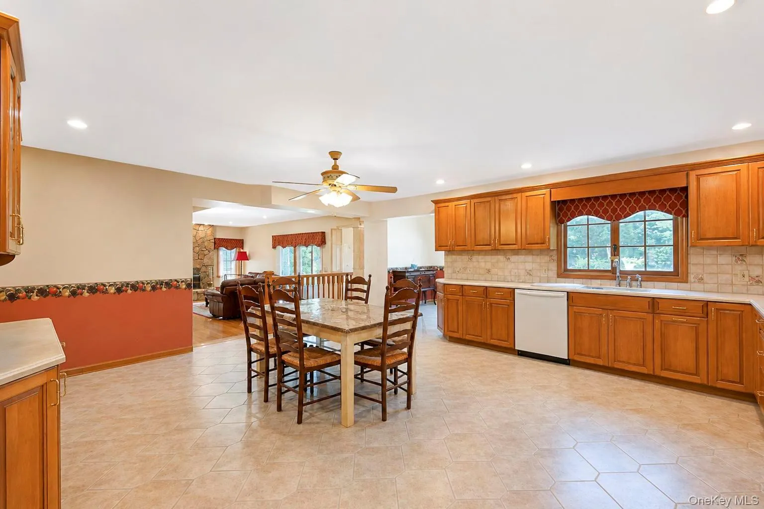 29 Niewood Drive, Brookhaven, NY, 4 Bedrooms Bedrooms, 10 Rooms Rooms,3 BathroomsBathrooms,Residential,For Rent,Niewood,0,1038374 29 Niewood Drive, Brookhaven, NY, 4 Bedrooms Bedrooms, 10 Rooms Rooms,3 BathroomsBathrooms,Residential,For Rent,Niewood,0,1038374