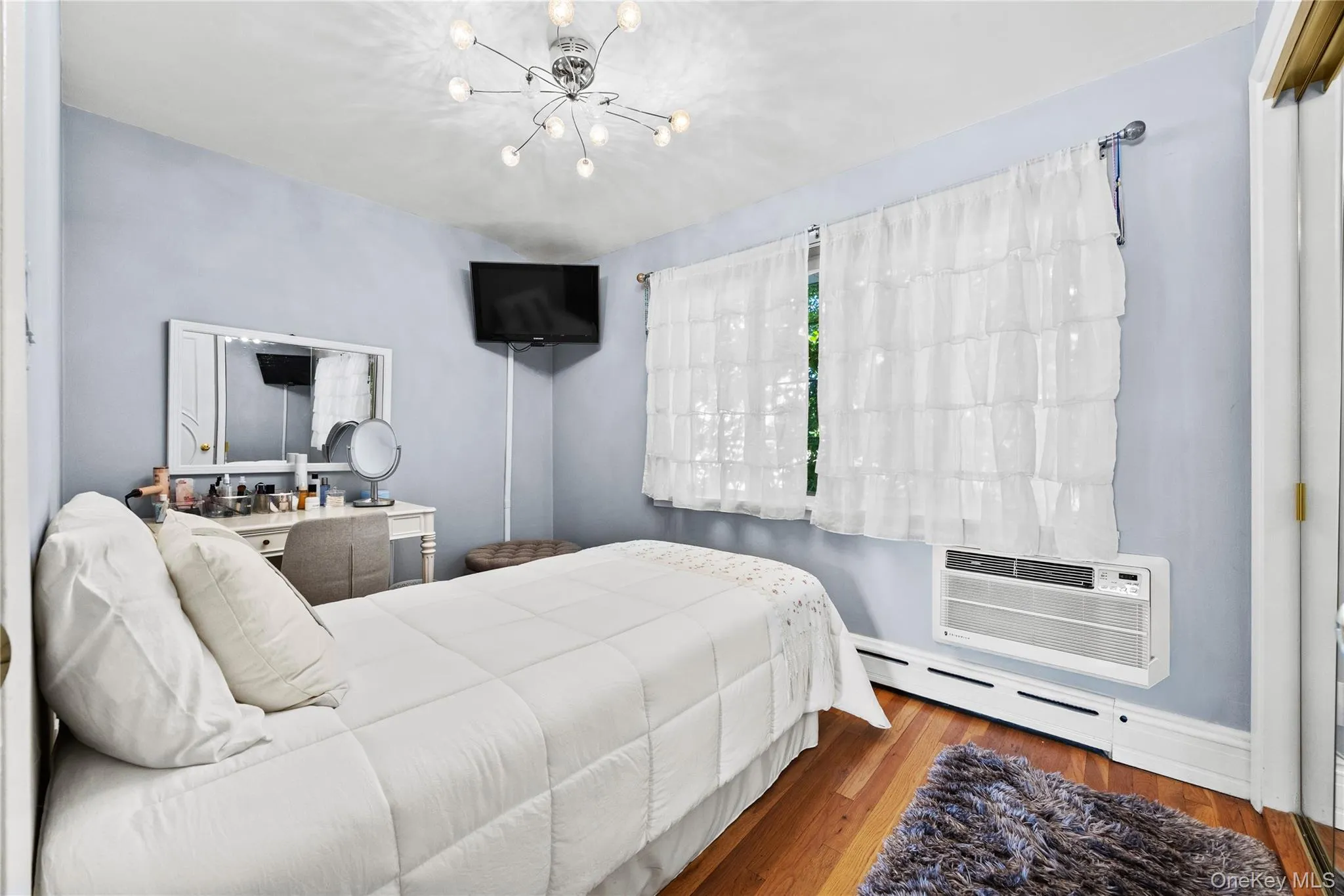1265 Hollywood Avenue, New York, NY, 4 Bedrooms Bedrooms, 10 Rooms Rooms,2 BathroomsBathrooms,Residential,For Rent,Hollywood,0,1038375 1265 Hollywood Avenue, New York, NY, 4 Bedrooms Bedrooms, 10 Rooms Rooms,2 BathroomsBathrooms,Residential,For Rent,Hollywood,0,1038375