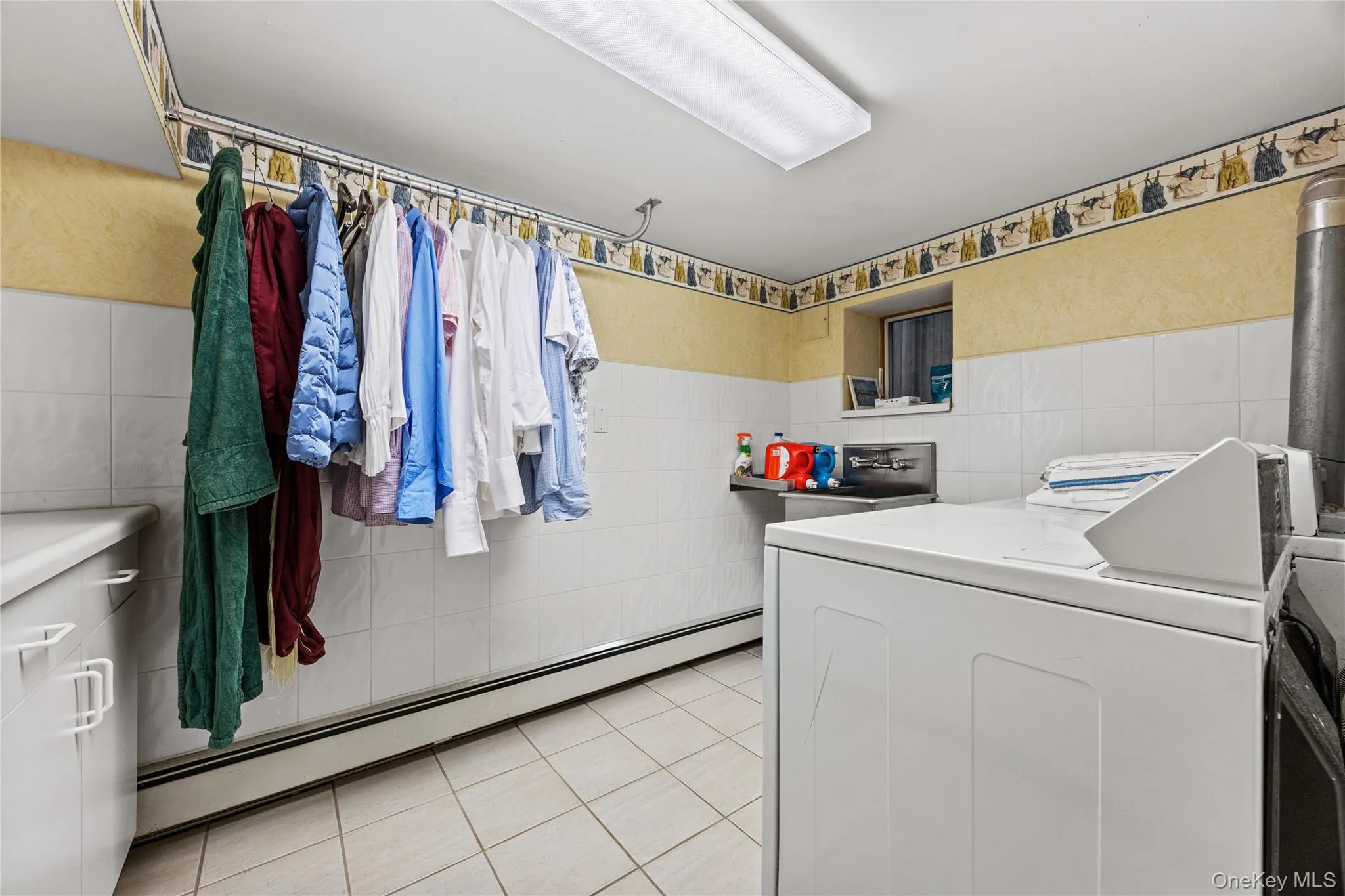 1265 Hollywood Avenue, New York, NY, 4 Bedrooms Bedrooms, 10 Rooms Rooms,2 BathroomsBathrooms,Residential,For Rent,Hollywood,0,1038375 1265 Hollywood Avenue, New York, NY, 4 Bedrooms Bedrooms, 10 Rooms Rooms,2 BathroomsBathrooms,Residential,For Rent,Hollywood,0,1038375