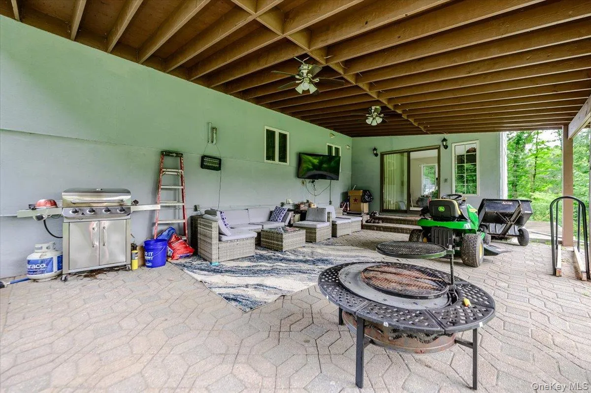 65 Plum Road, Carmel, NY, 4 Bedrooms Bedrooms, 6 Rooms Rooms,2 BathroomsBathrooms,Residential,For Rent,Plum,0,1038376 65 Plum Road, Carmel, NY, 4 Bedrooms Bedrooms, 6 Rooms Rooms,2 BathroomsBathrooms,Residential,For Rent,Plum,0,1038376